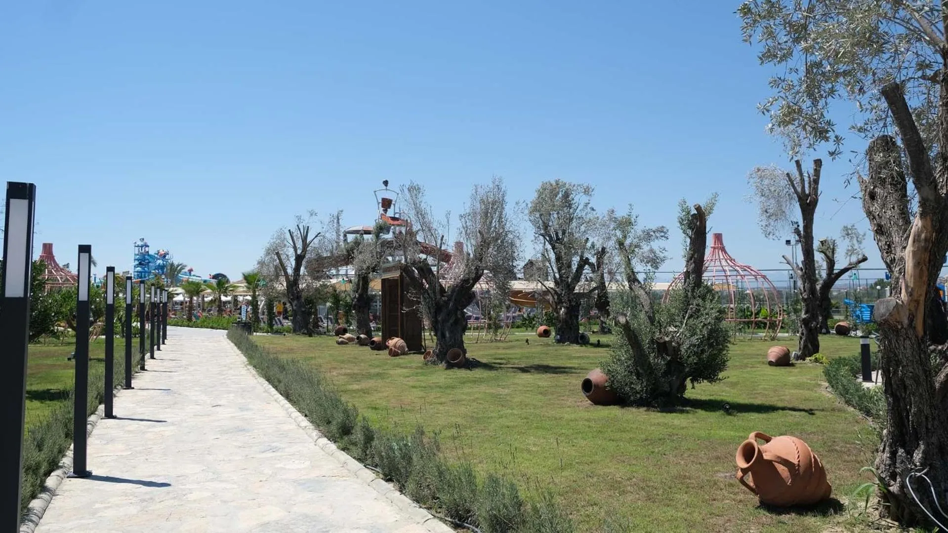 Day in Dream Water World