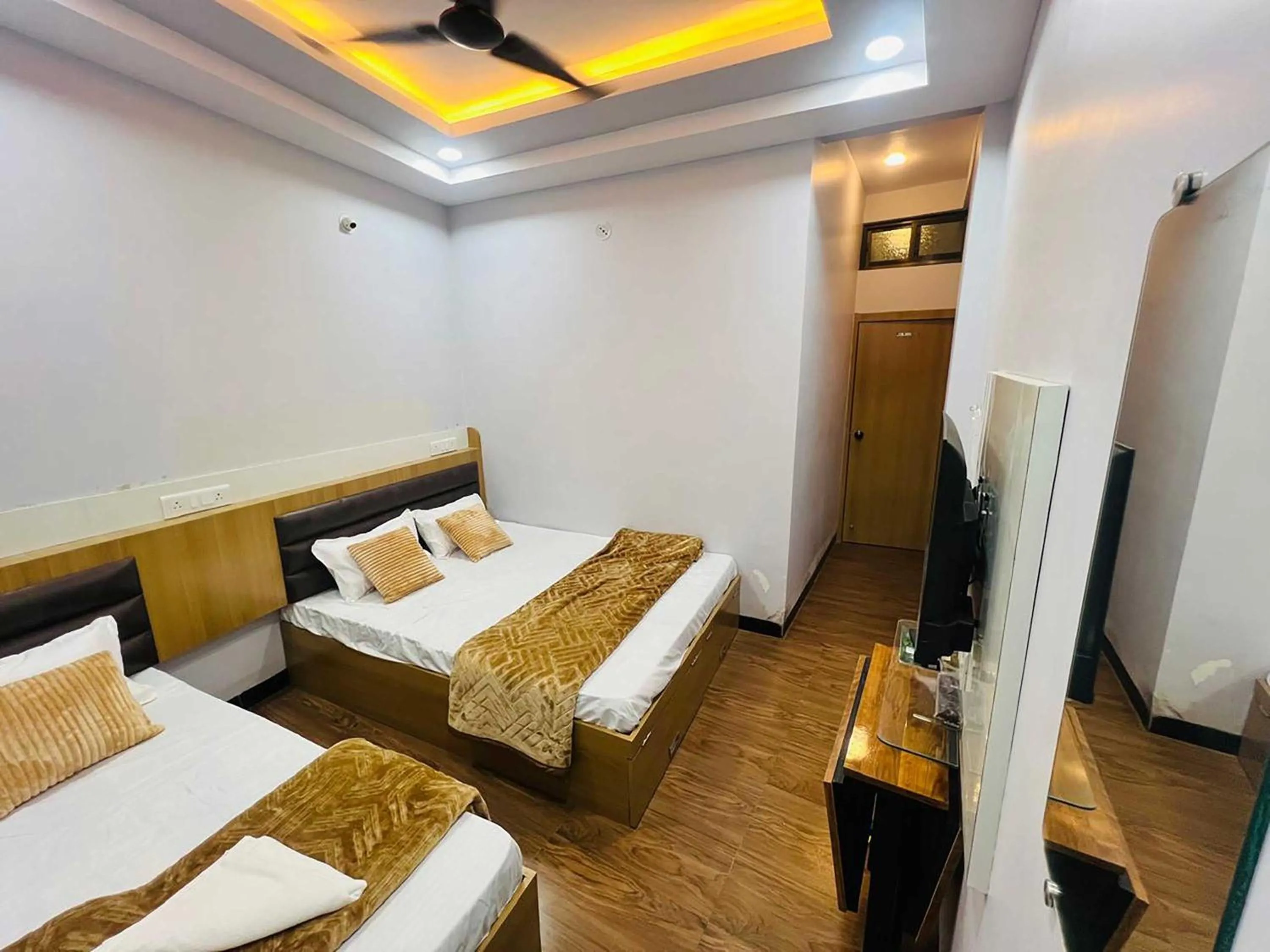 Bed in Hotel Advika Ujjain