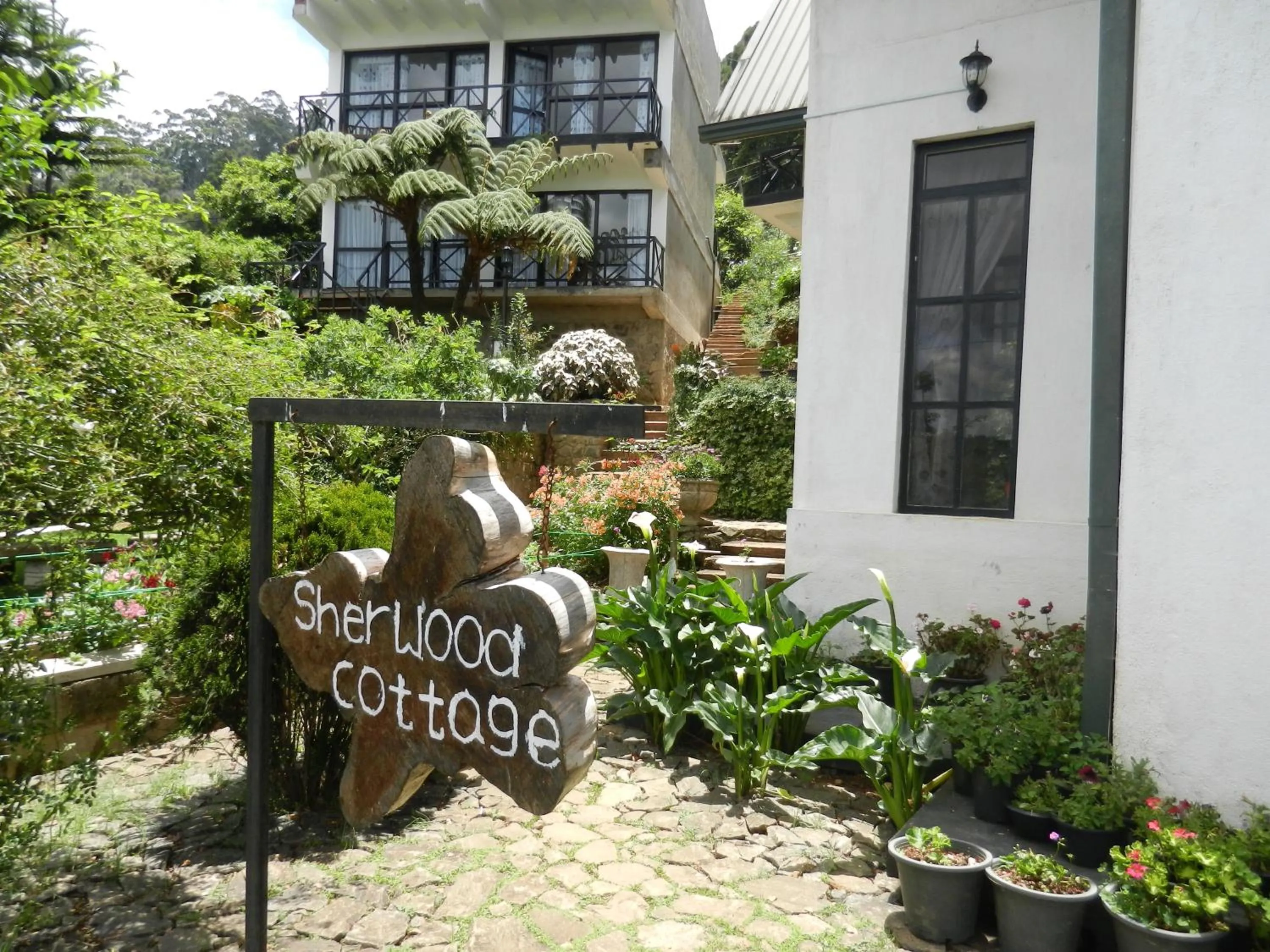 Property building in Sherwood Cottage