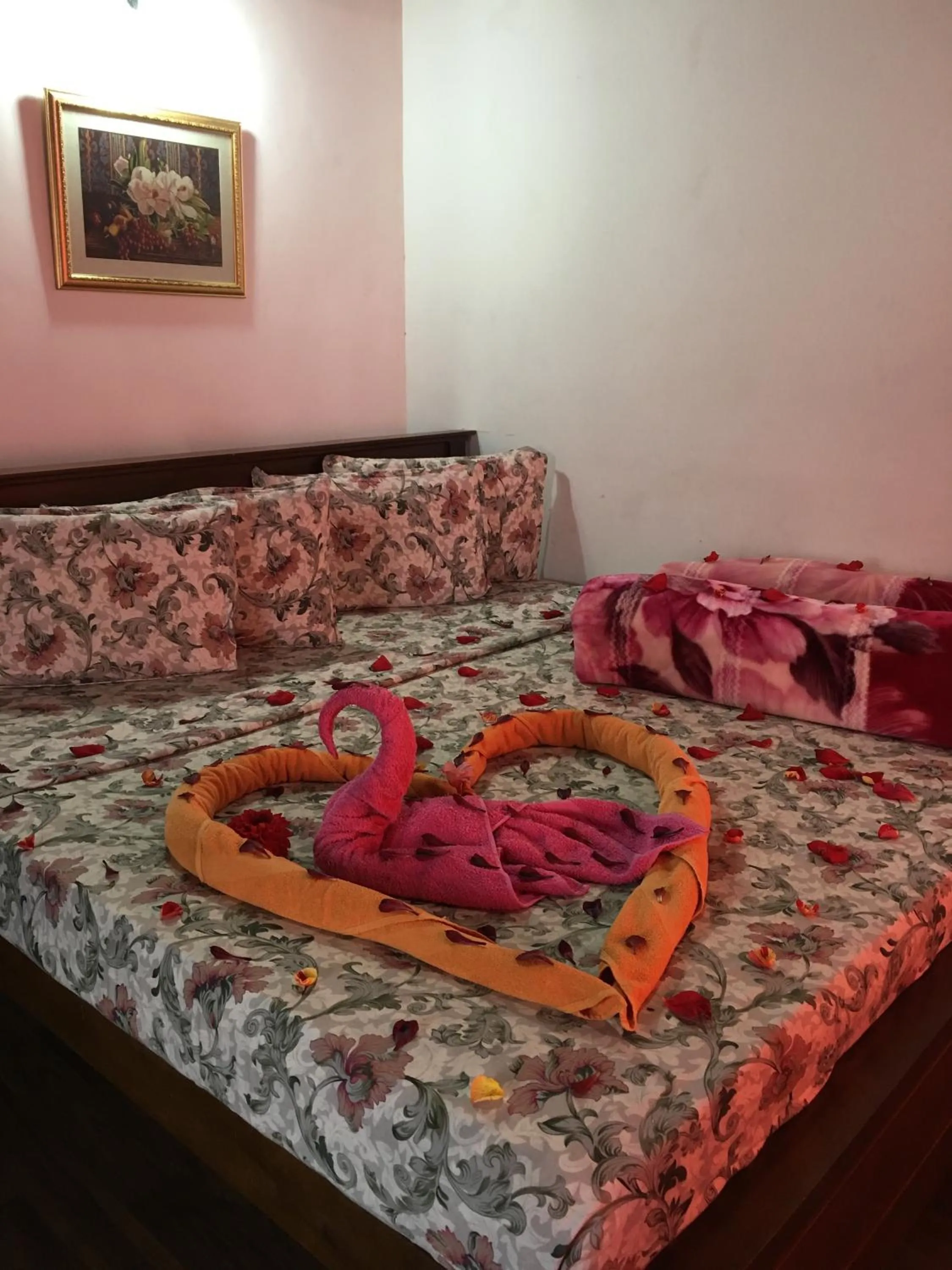 Bed in Sherwood Cottage