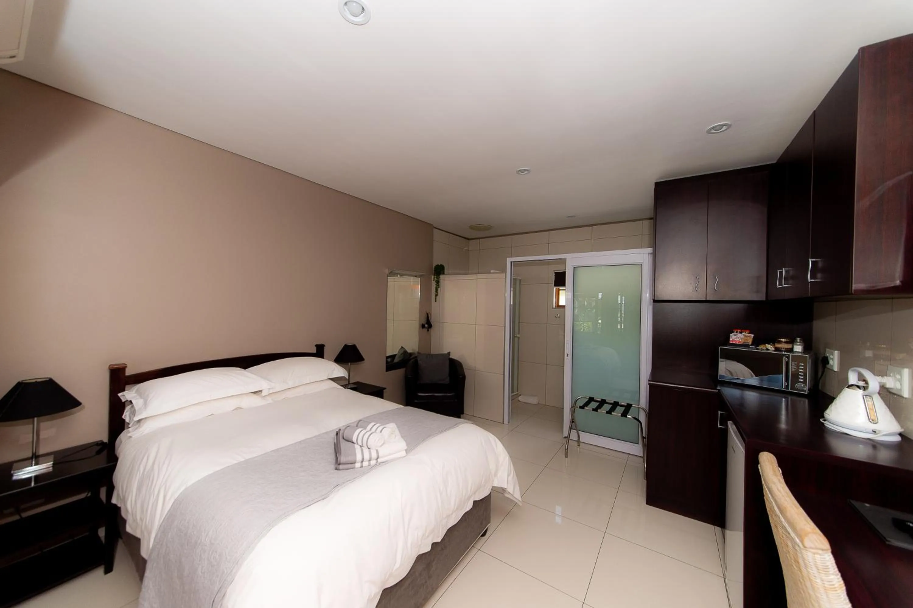 Double Room with Patio in Kleinplasie Guesthouse