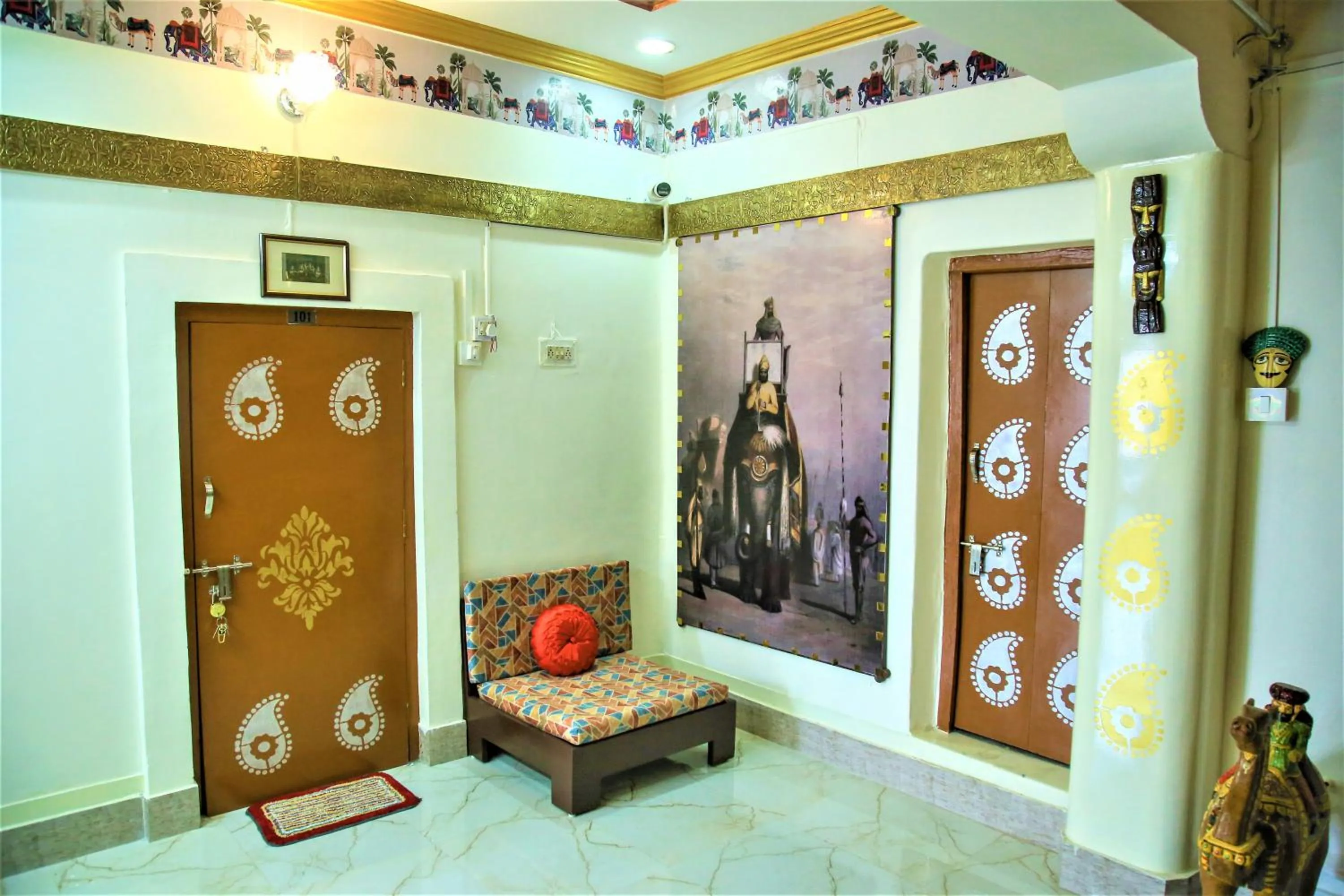 Property building in SAJI SANWRI Heritage Inn Haveli