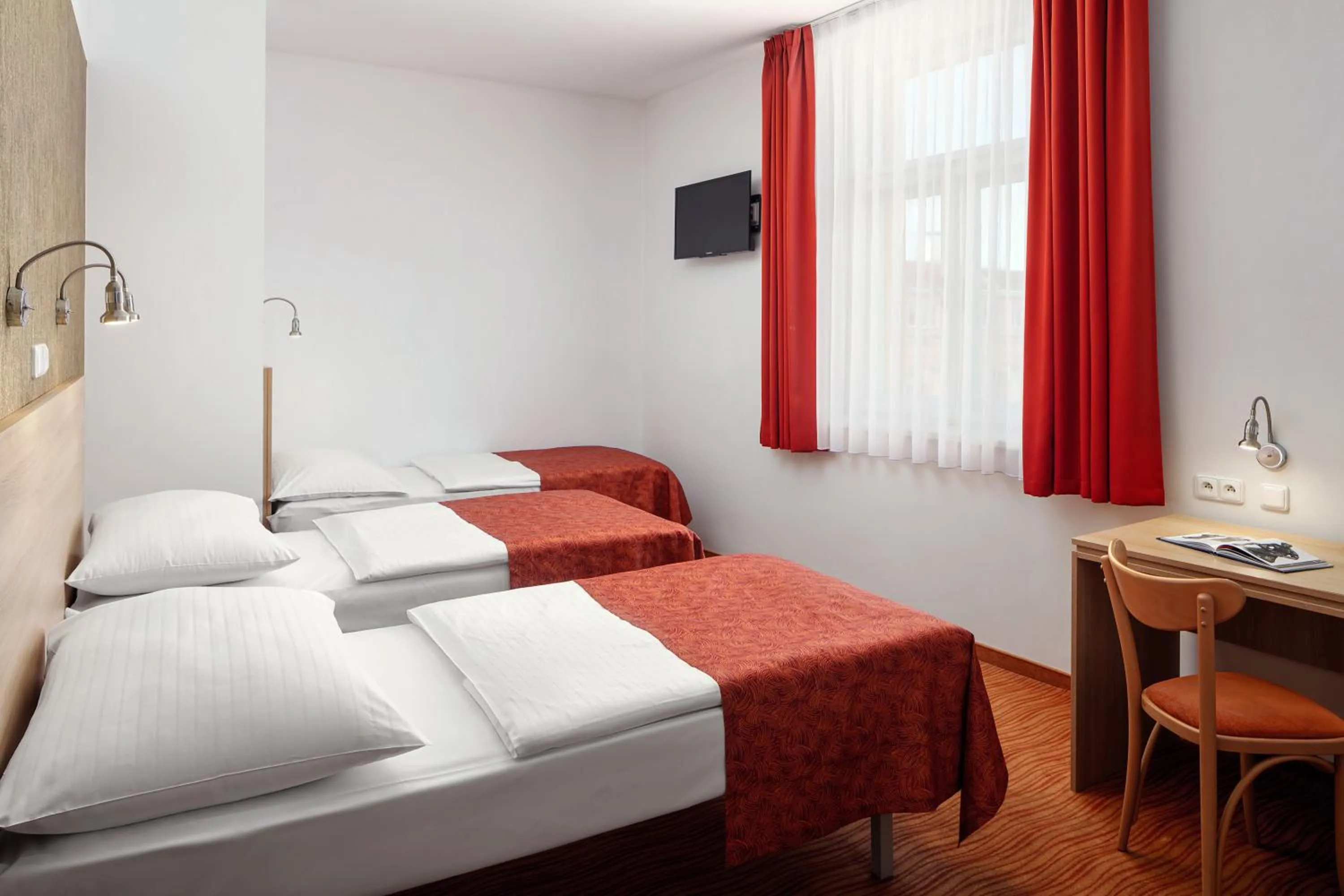 Bedroom, Bed in Hotel Ambiance