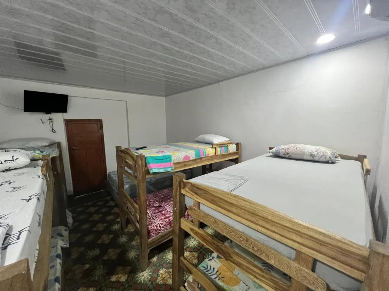 Family Room with Private Bathroom in Hostal la muralla getsemani