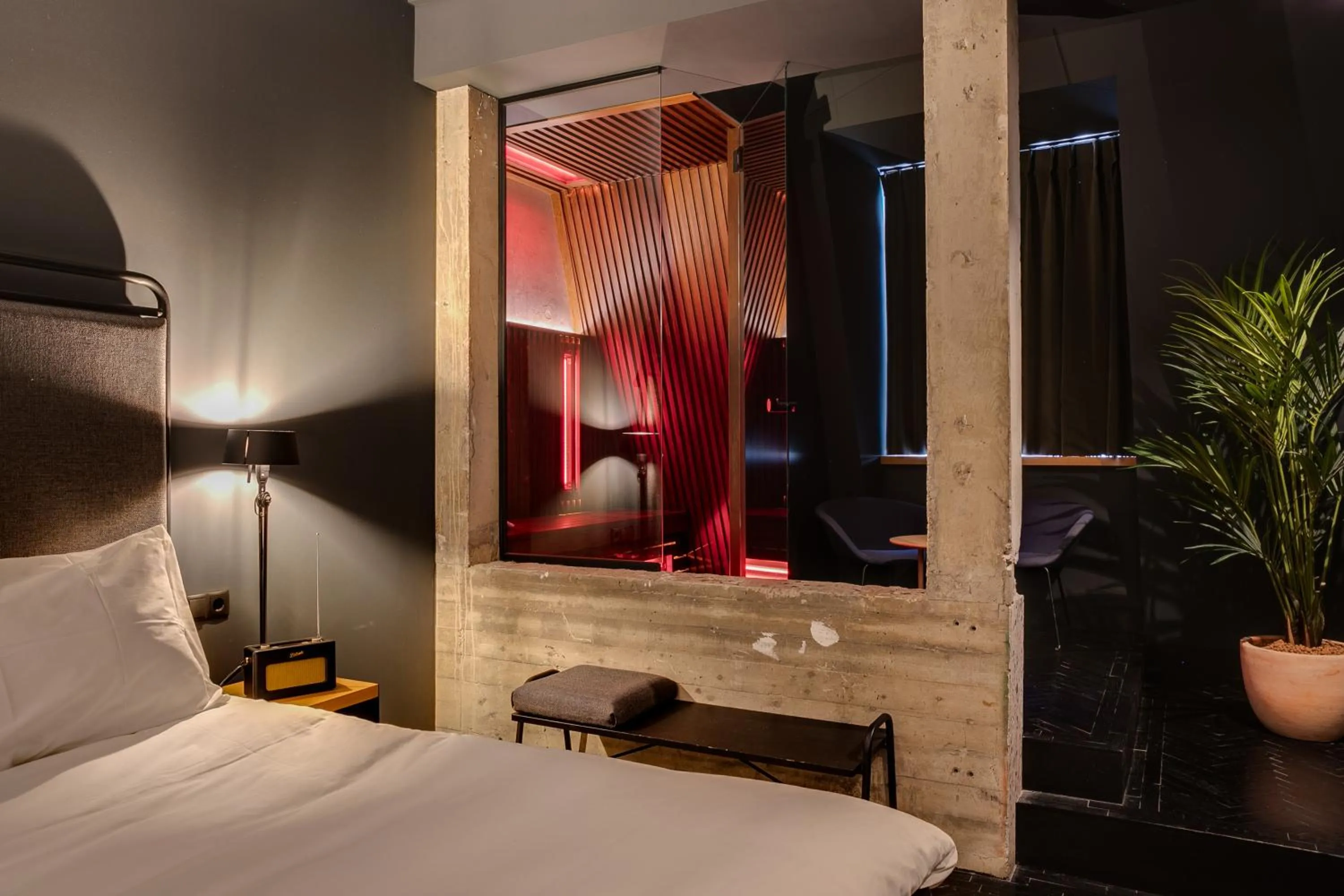 Sauna, Bed in The Duke Boutique Hotel