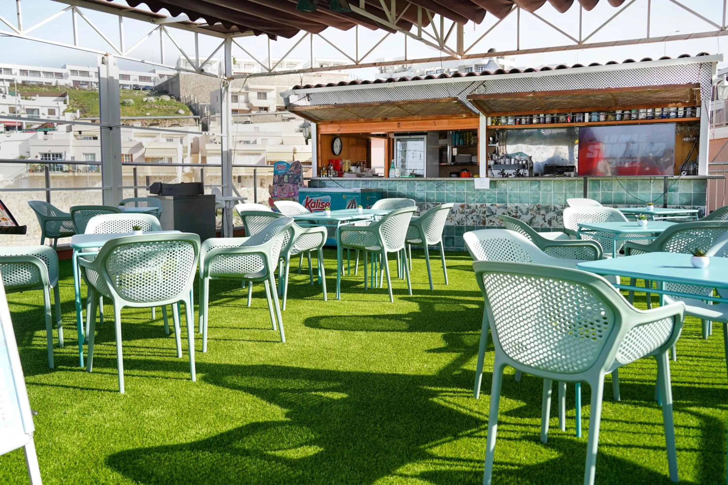 Restaurant/places to eat in Balcon del Mar