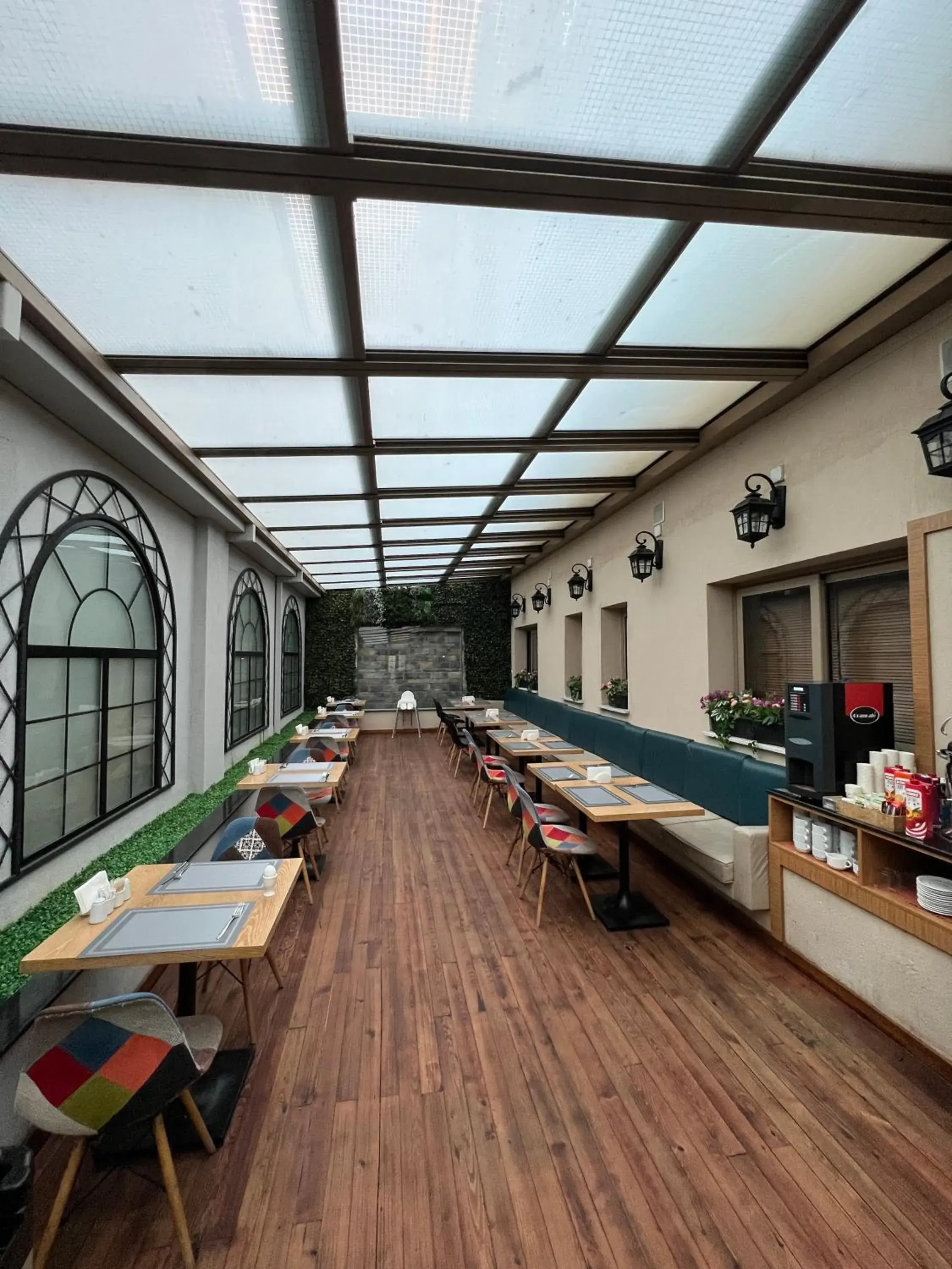 Restaurant/places to eat in Aybar Hotel & Spa Restaurant/places to eat in Aybar Hotel & Spa