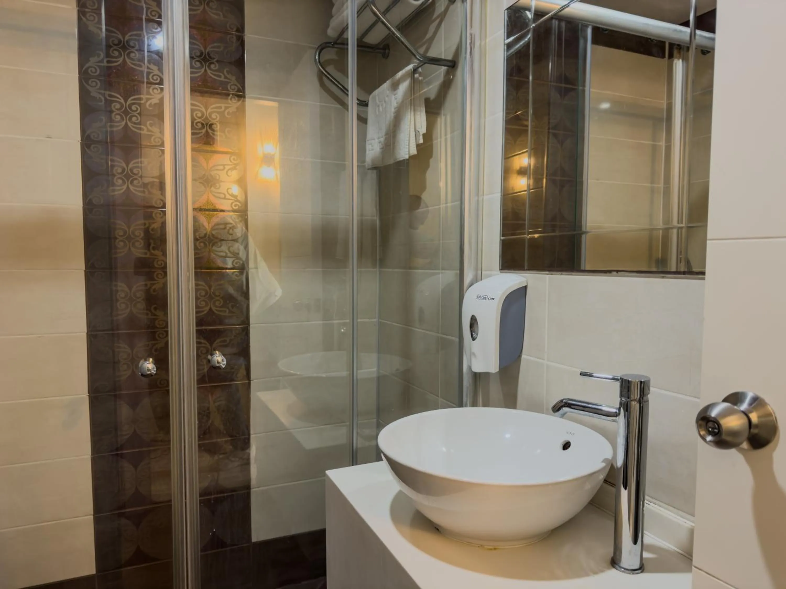 Shower in Concordia Celes Beach Hotel