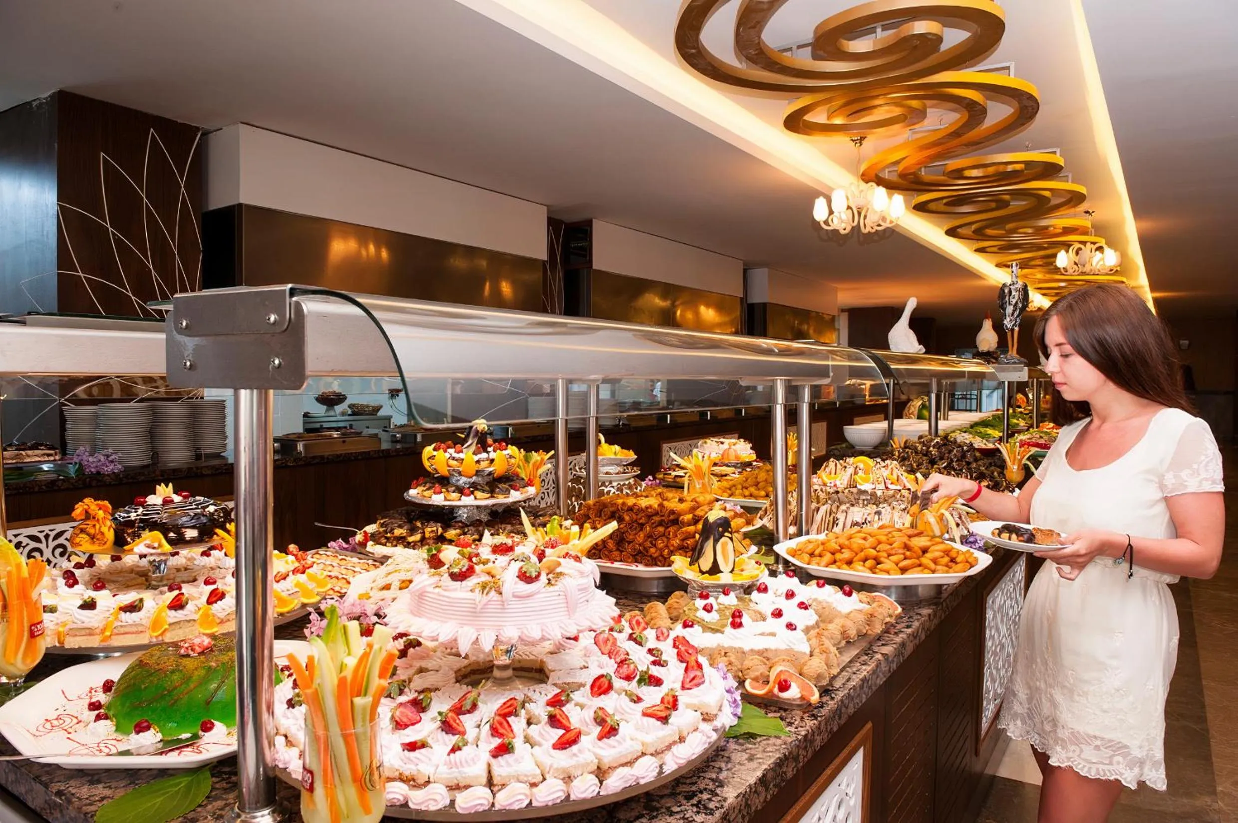 Food and drinks in Concordia Celes Beach Hotel