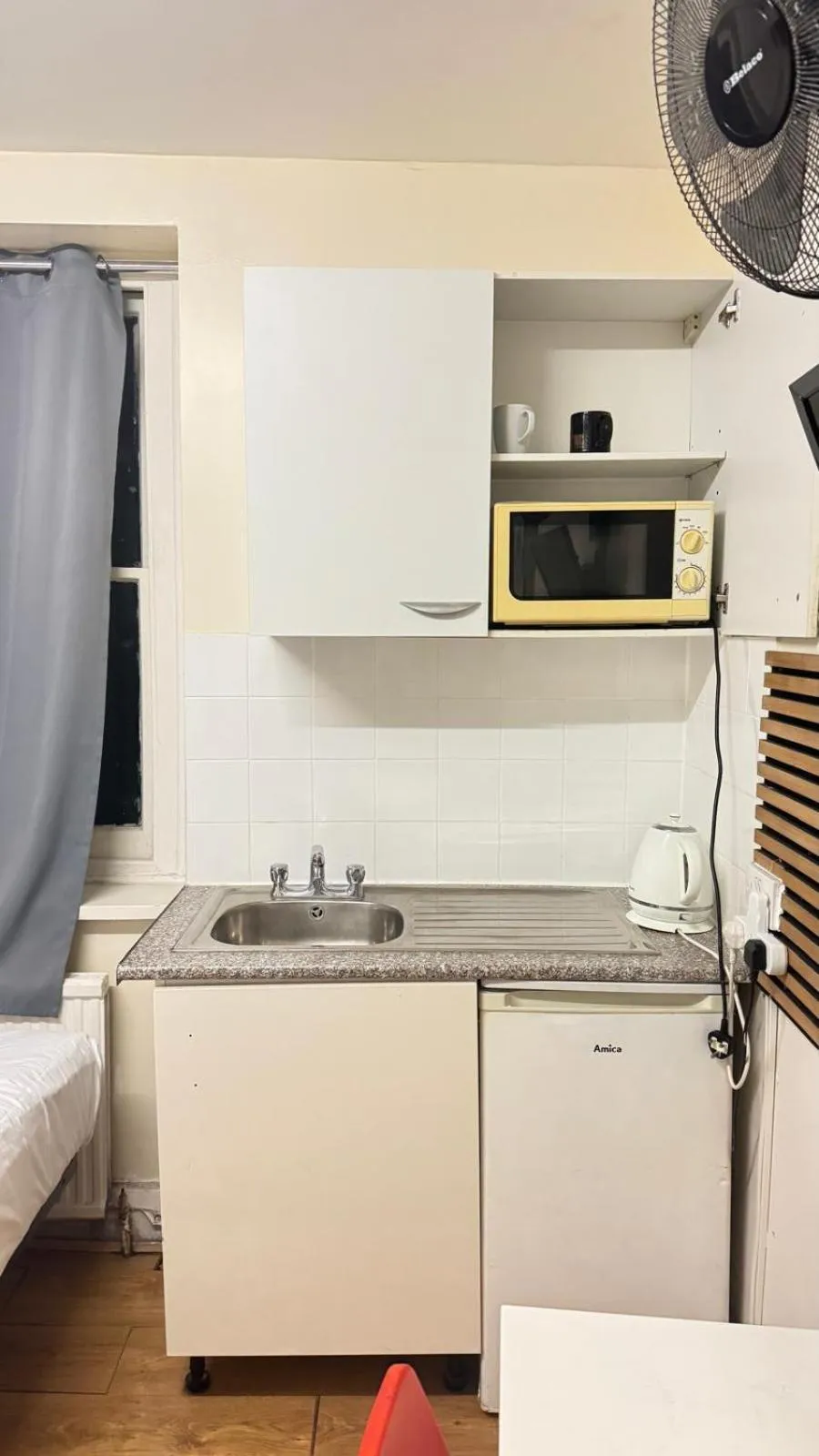 Kitchen or kitchenette in Anwar House