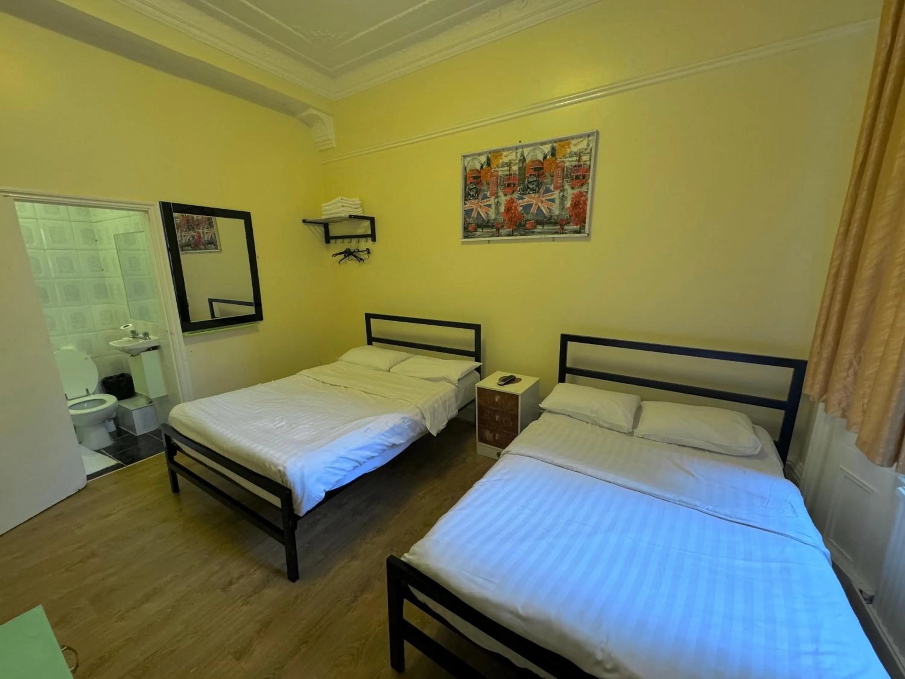 Photo of the whole room, Bed in Anwar House