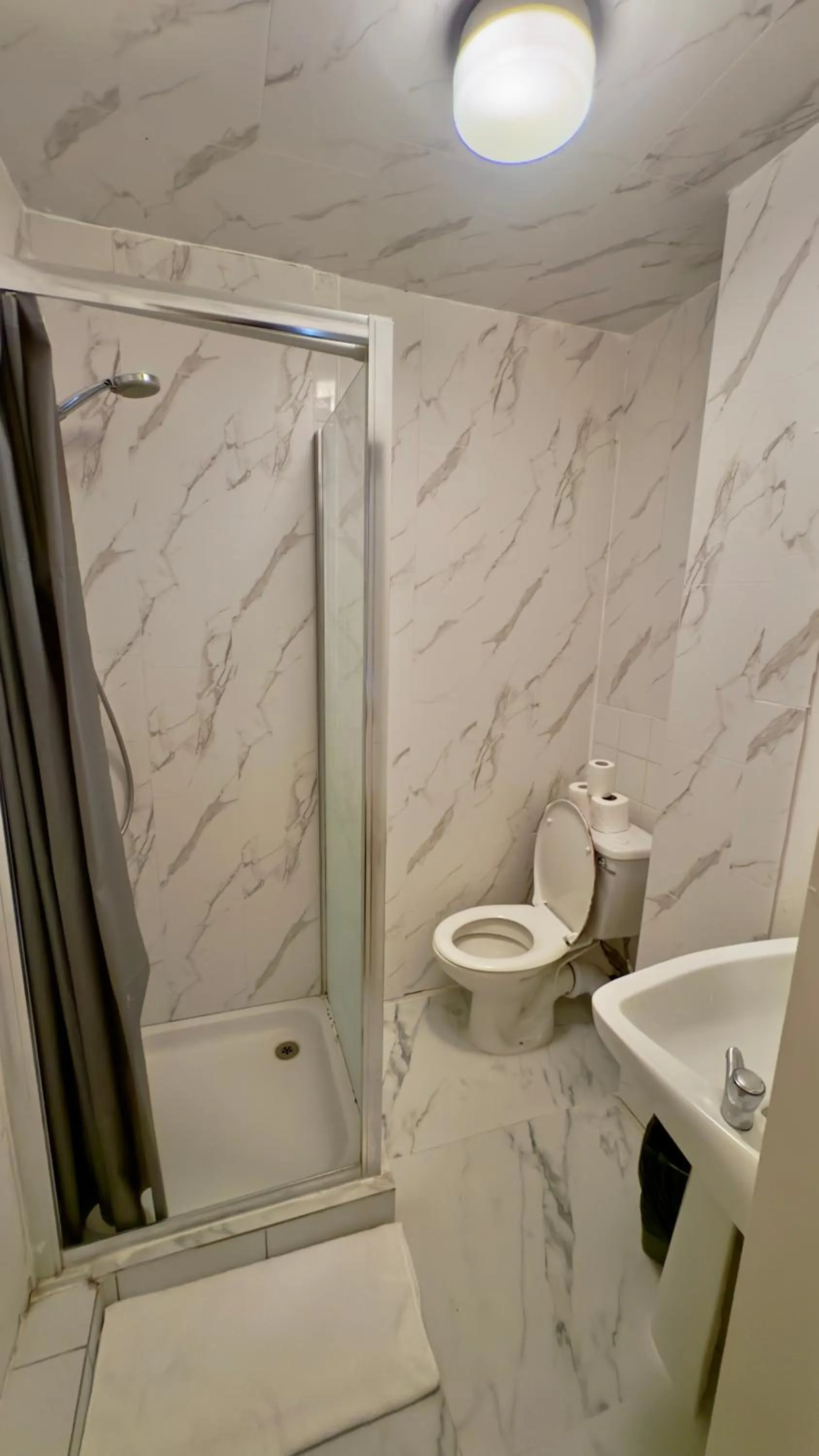 Shower in Anwar House