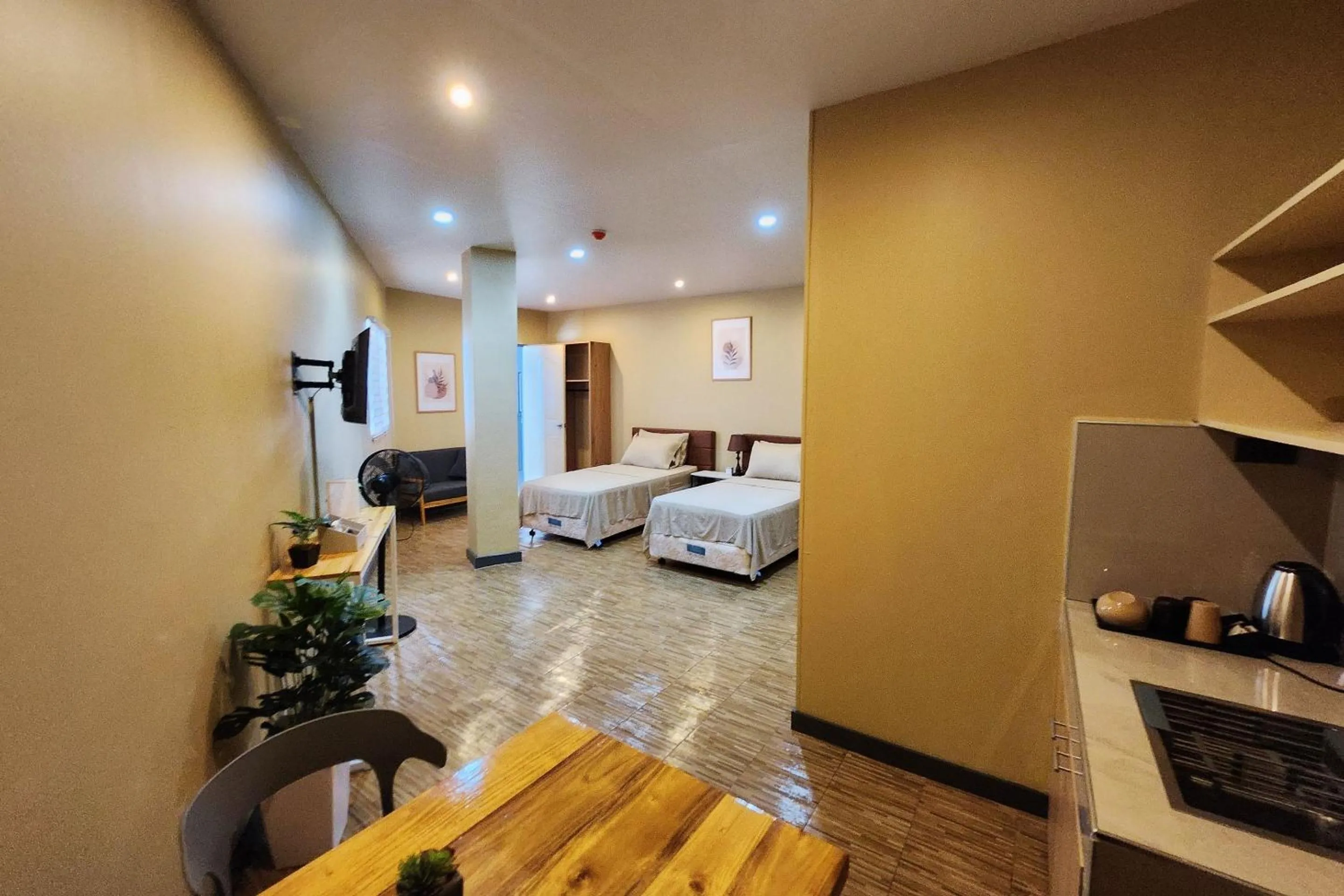 Bed in Freddo Studio Apartelle