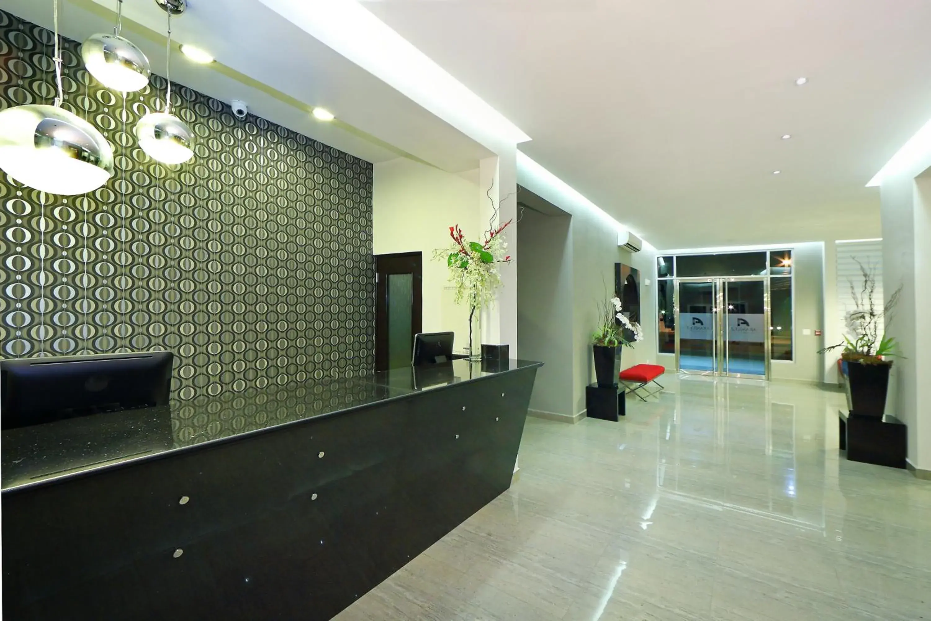 Lobby or reception in Aranjuez Hotel & Suites Lobby or reception in Aranjuez Hotel & Suites