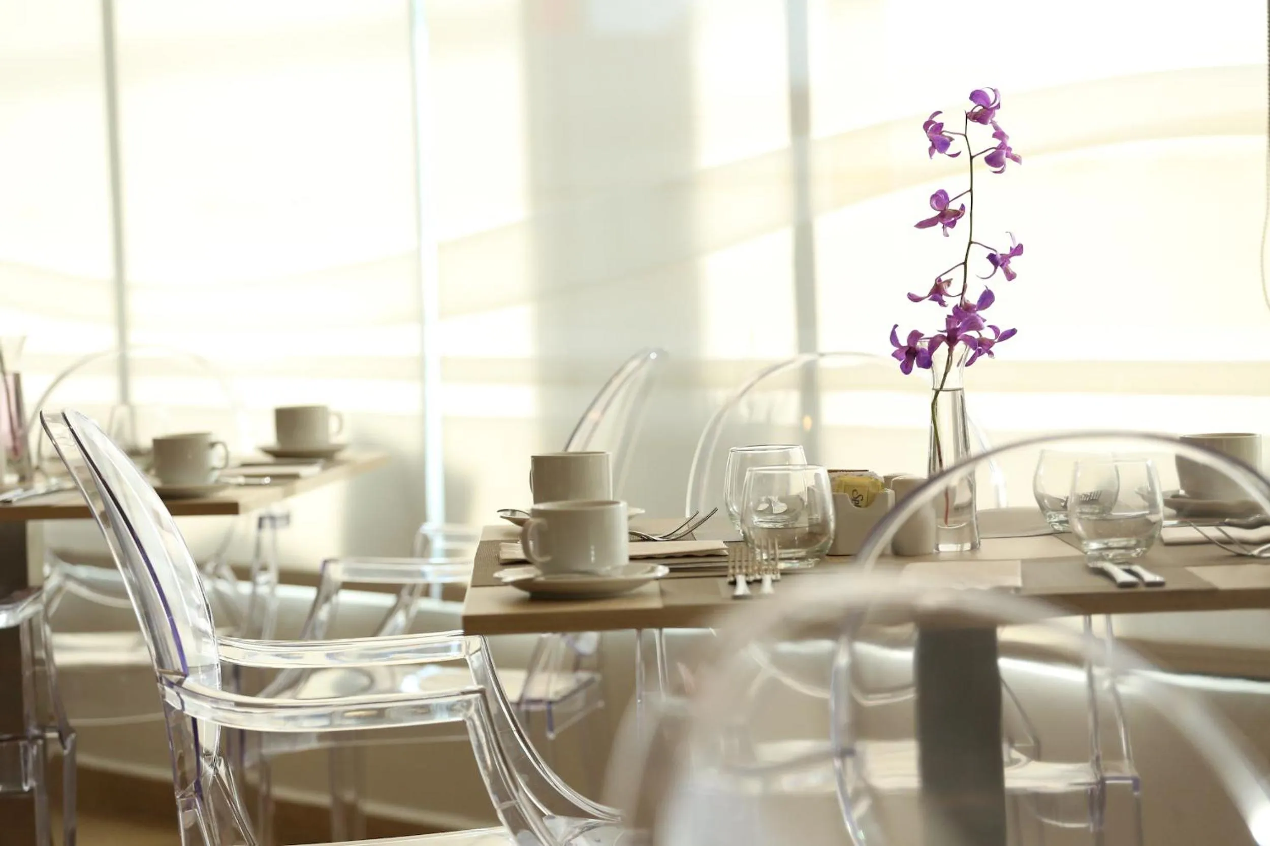 Restaurant/places to eat in Aranjuez Hotel & Suites