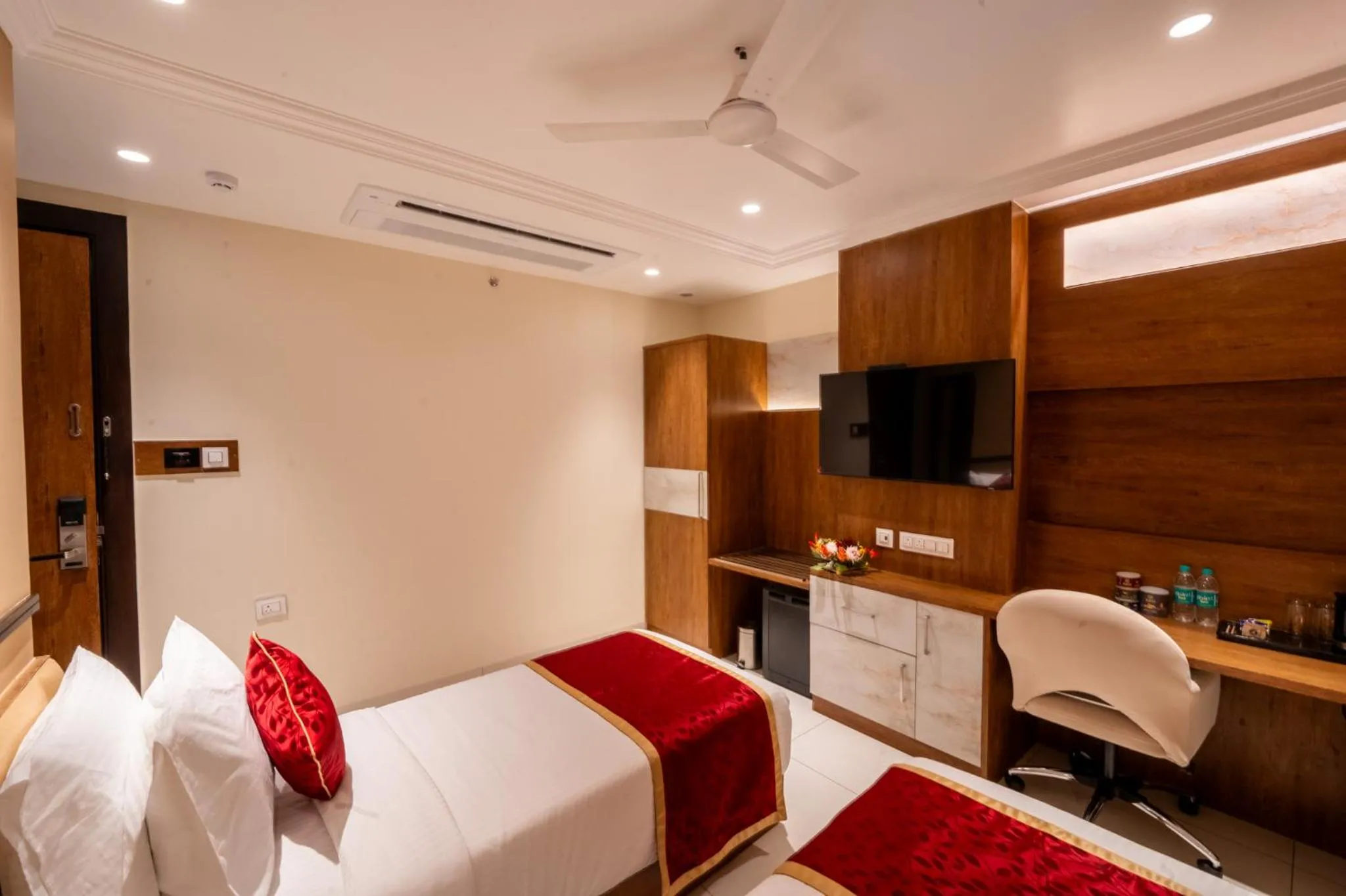 Bedroom, Bed in Ramee Tarang Hotel Indore