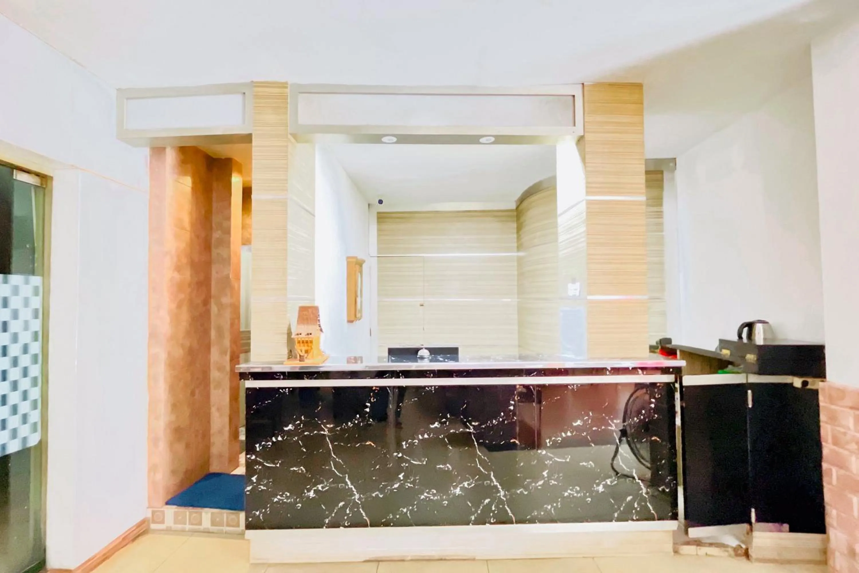 Lobby or reception in Urbanview Hotel Grand Mohaga Medan