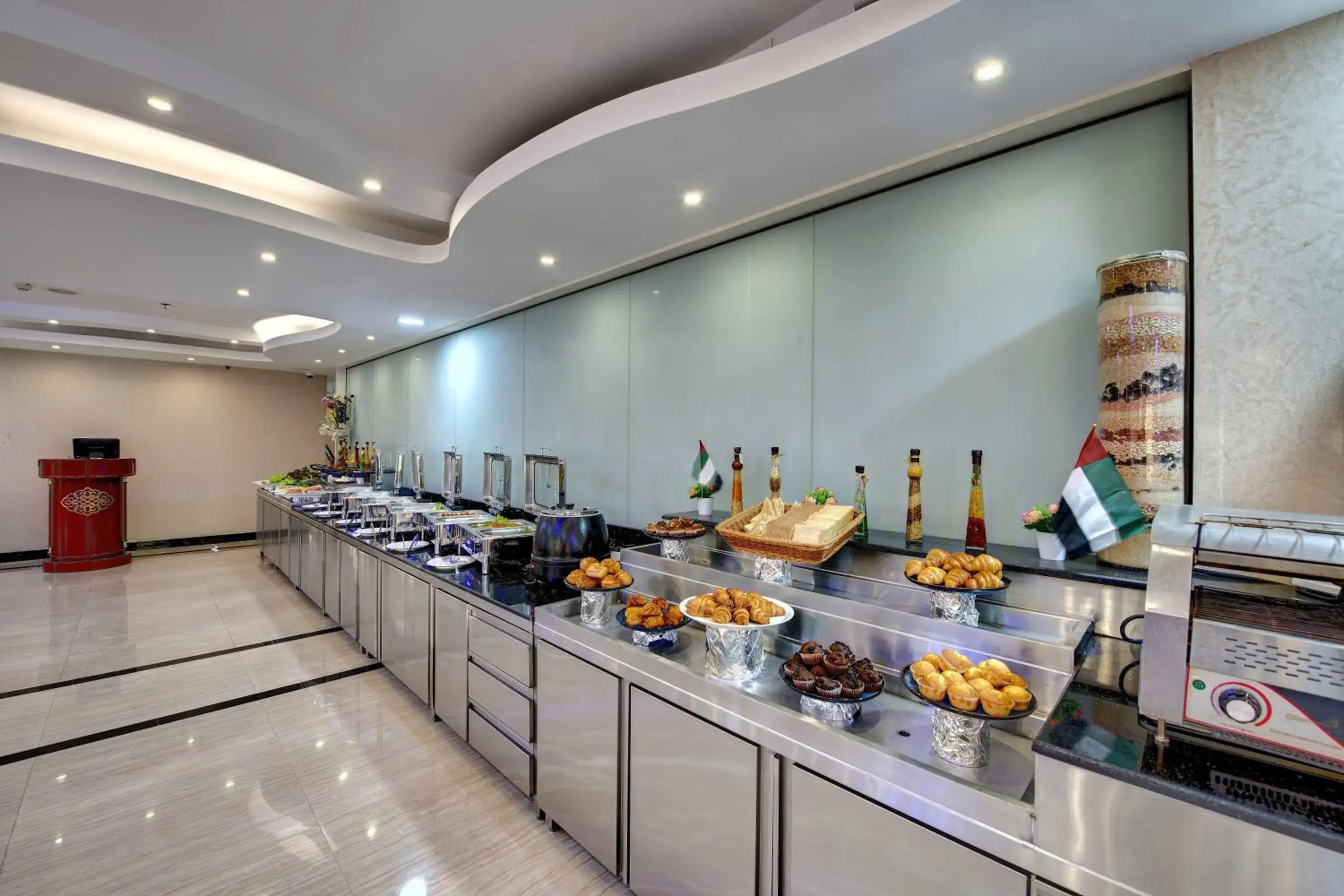 Restaurant/places to eat in City Stay Hotel Expo Centre Restaurant/places to eat in City Stay Hotel Expo Centre
