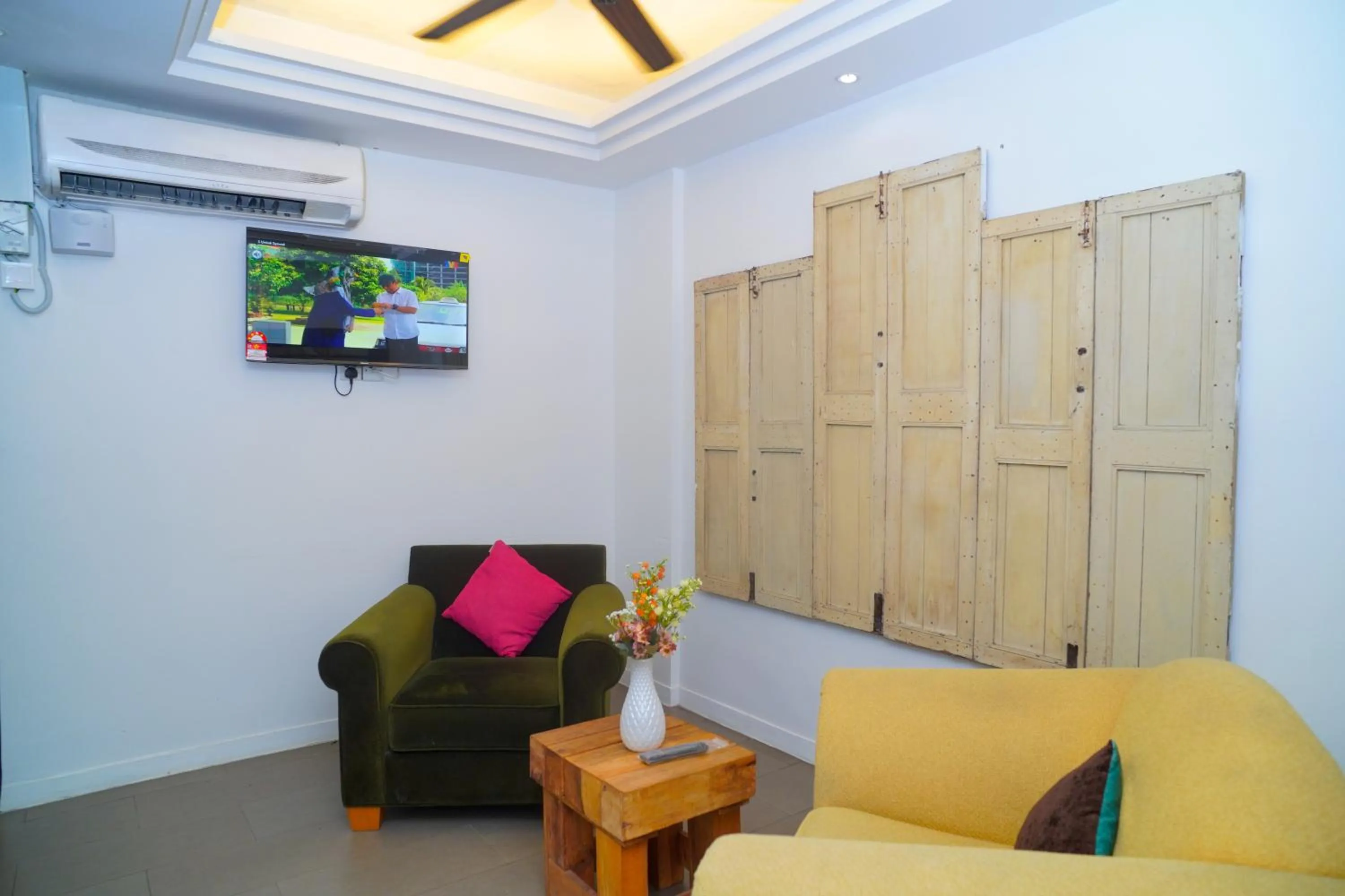 TV and multimedia in Redstone Boutique Hotel Kuala Lumpur