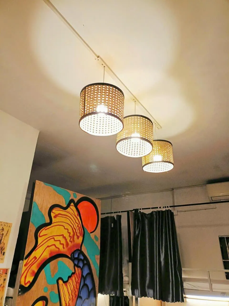 Decorative detail in Viet Vintage Hostel n Pub - Soft mattress - Free beer on Wed,Thu,Fri,Sat