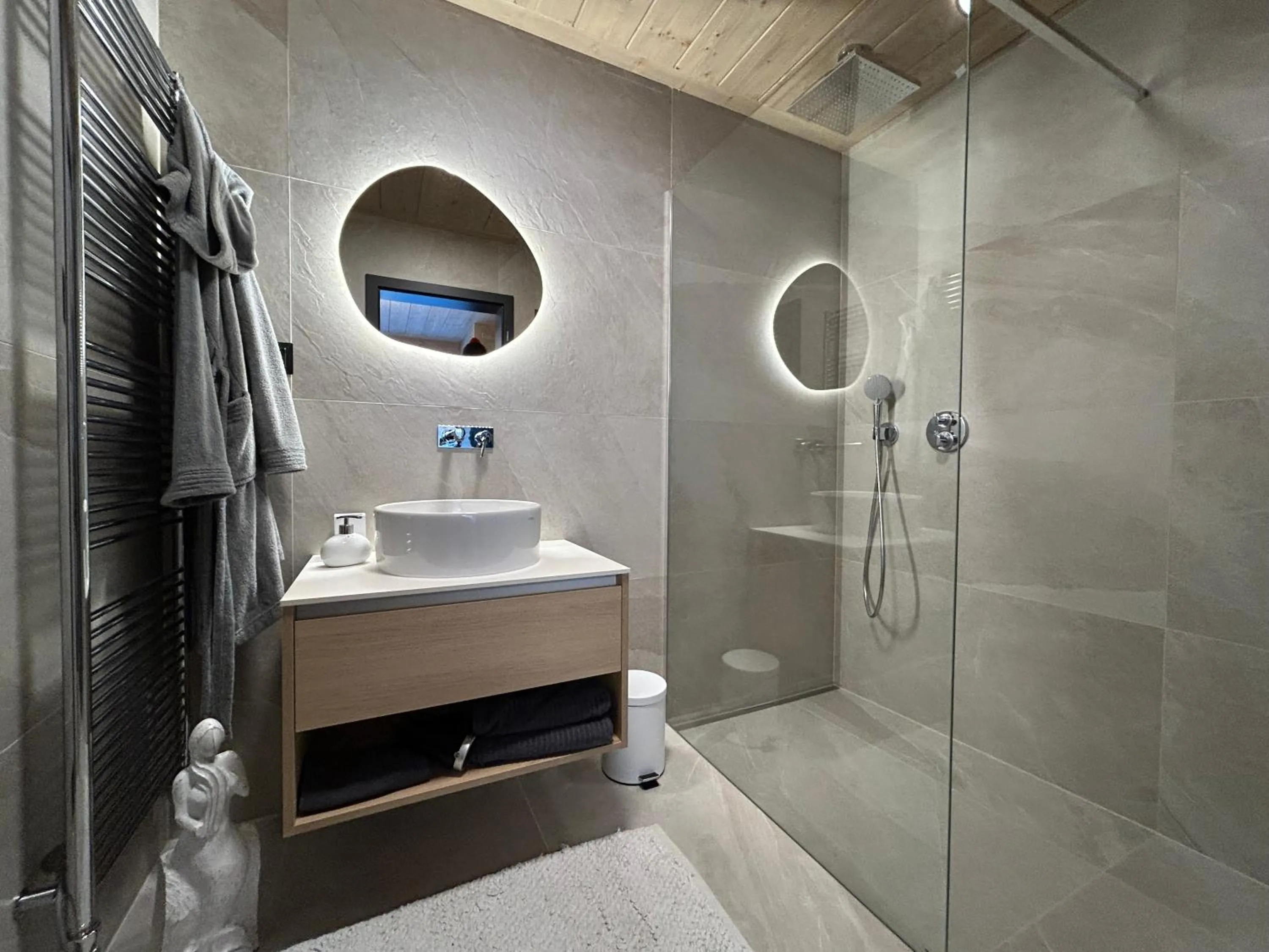 Shower in Apartmány Dolina