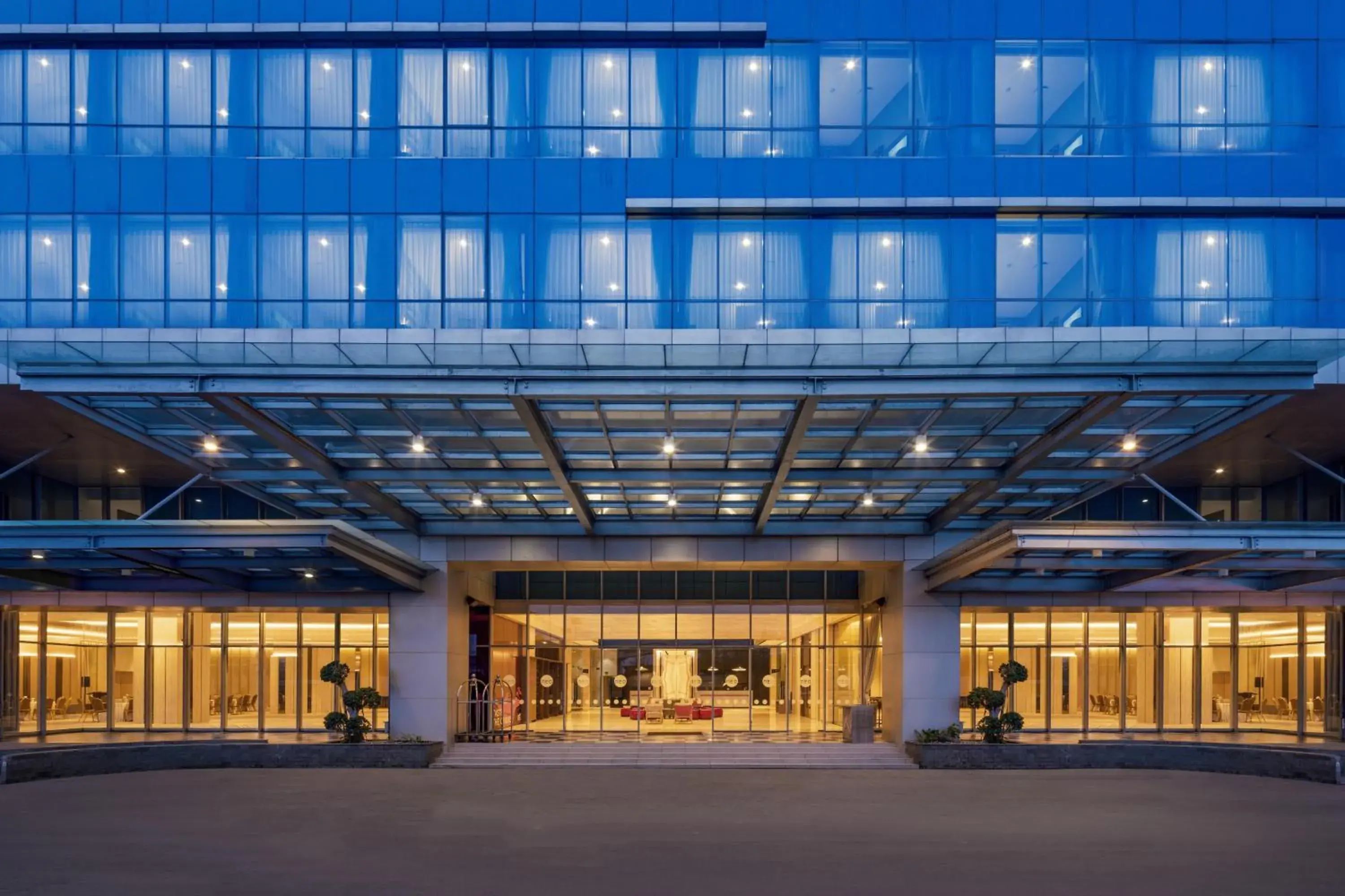 Property building in Hotel Neo Plus Airport Jakarta Property building in Hotel Neo Plus Airport Jakarta