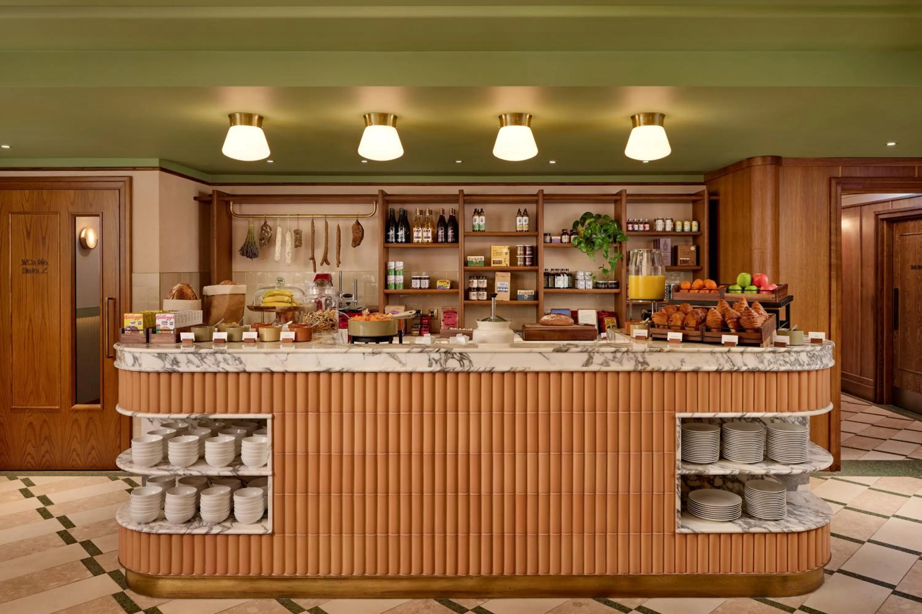 Breakfast in The July - London Victoria