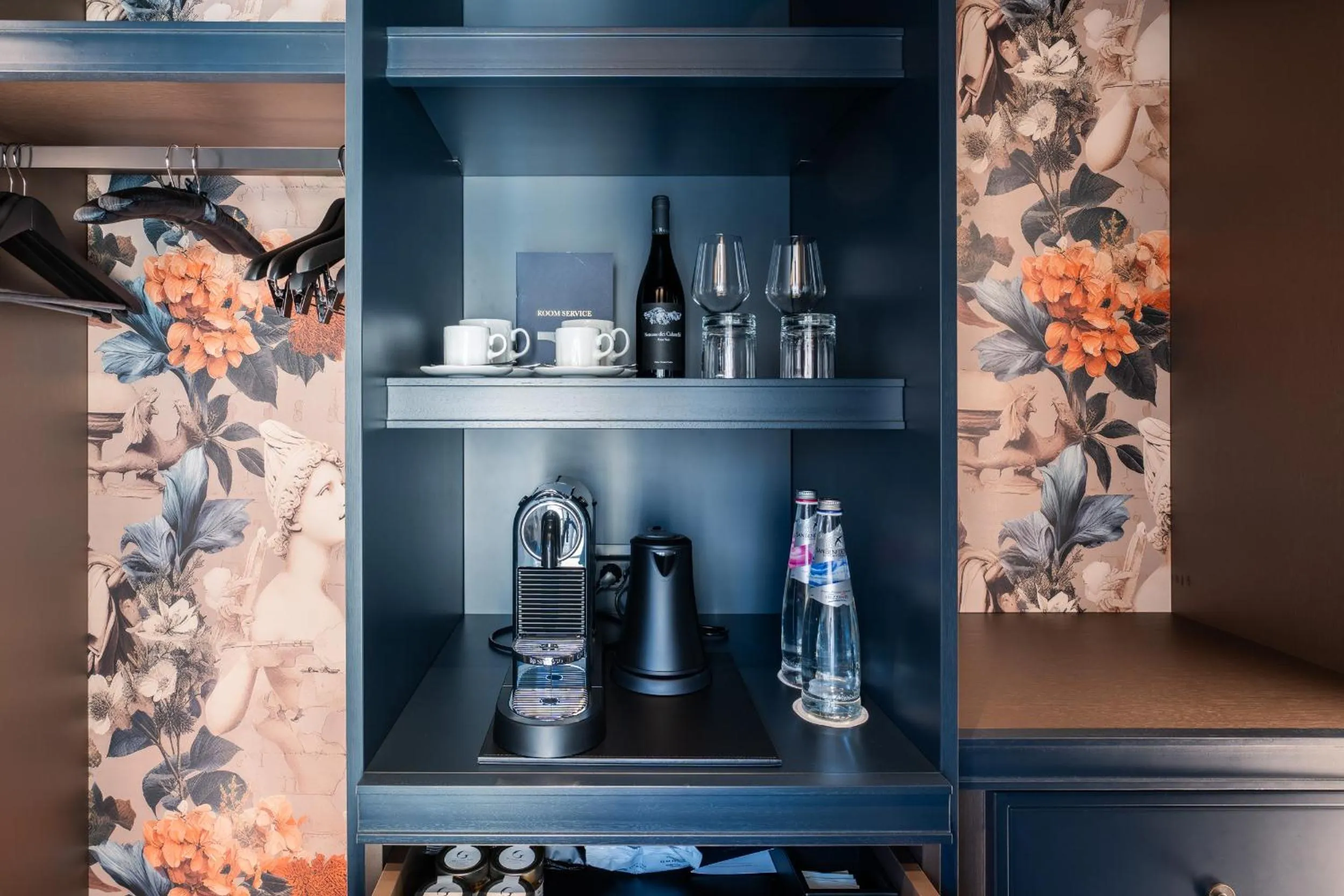 Coffee/tea facilities in The Goethe Hotel - Small Luxury Hotels of the World