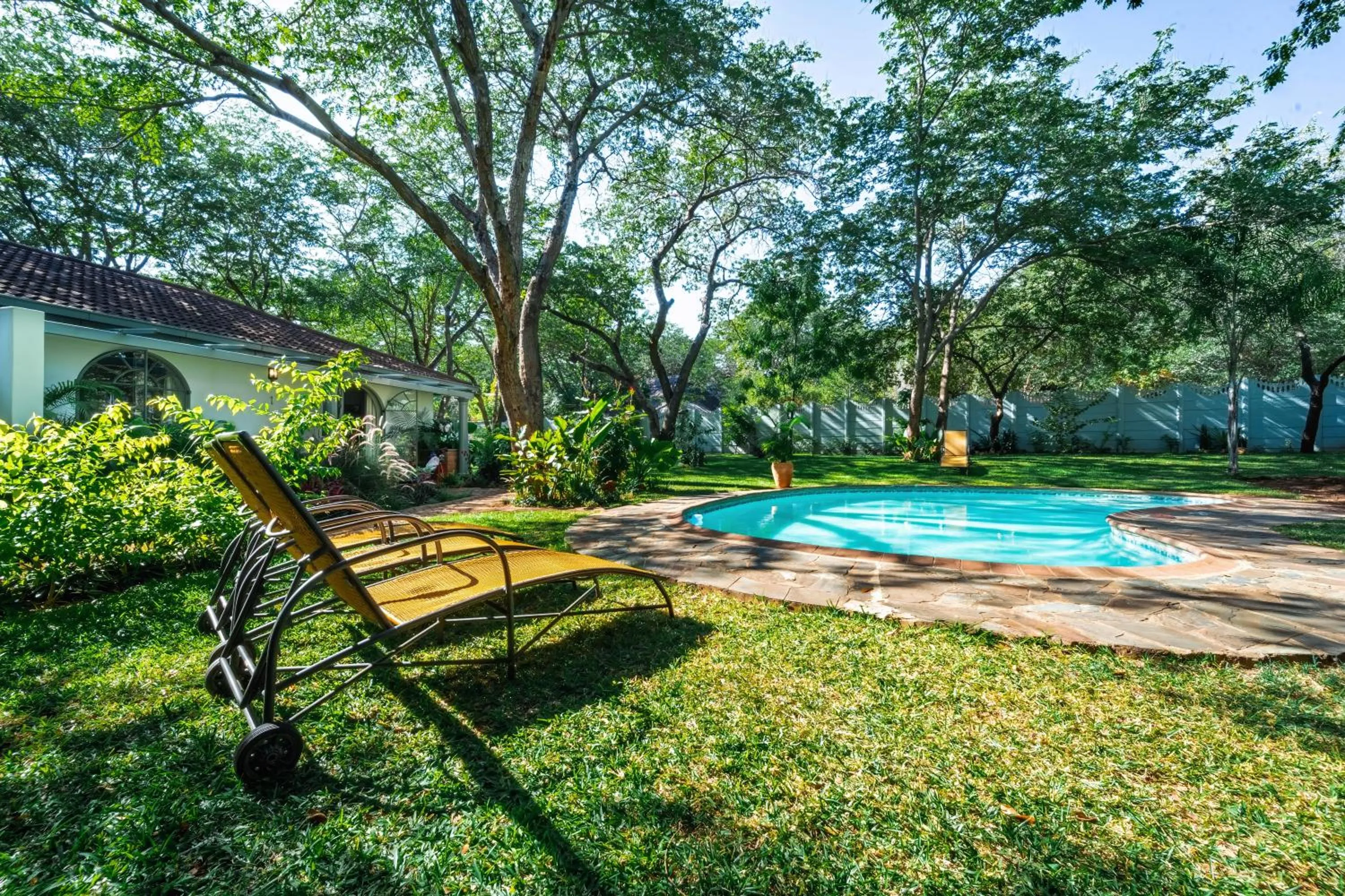 Property building in Zimbara