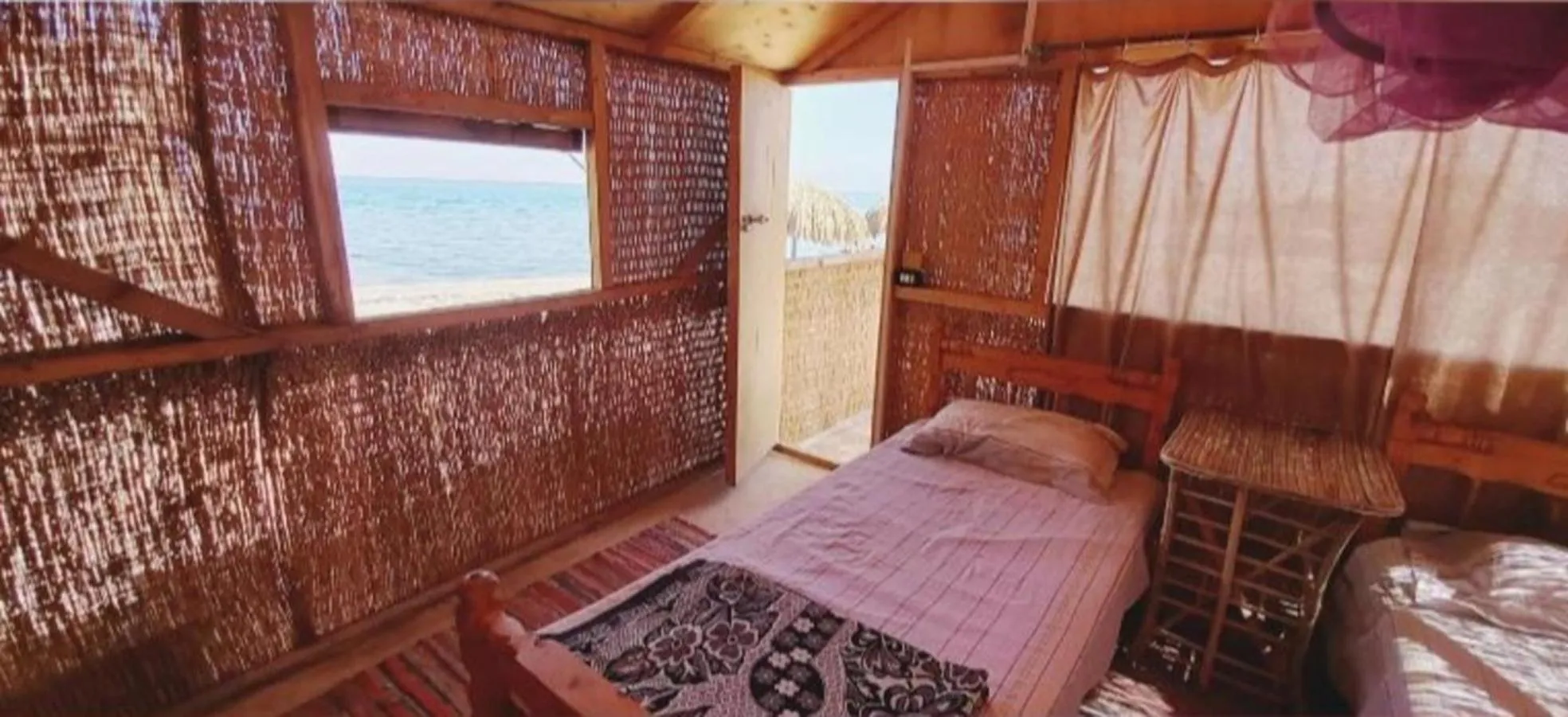 Photo of the whole room, Bed in ACACIA Camp