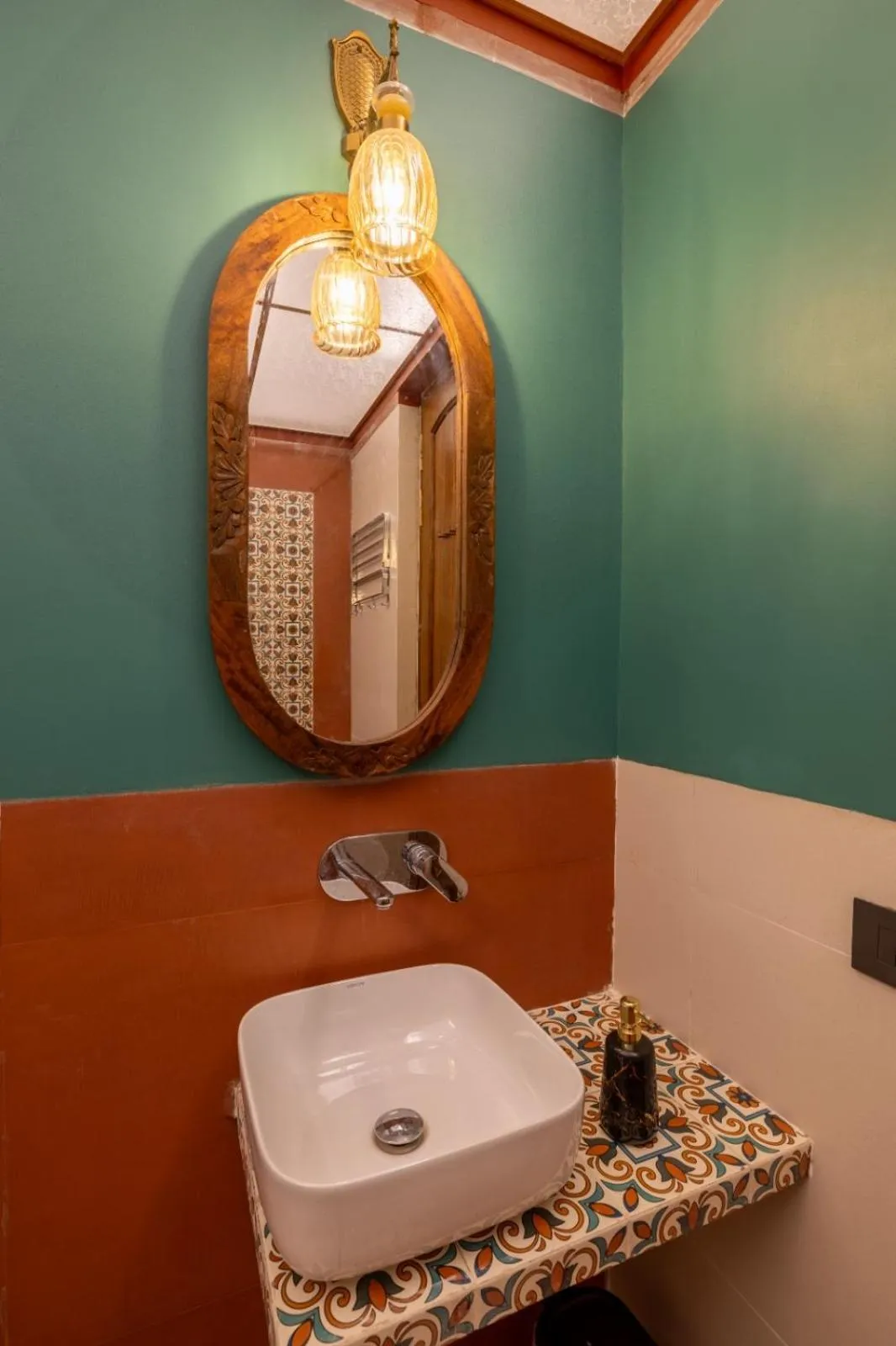 Bathroom in Ishaan Holiday Home