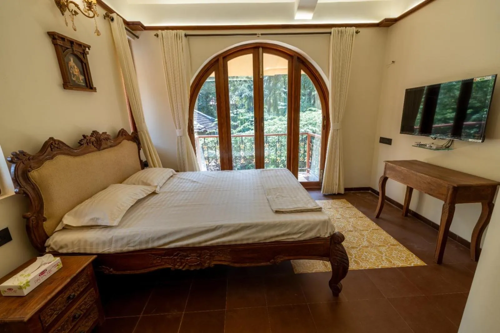 Bedroom, Bed in Ishaan Holiday Home