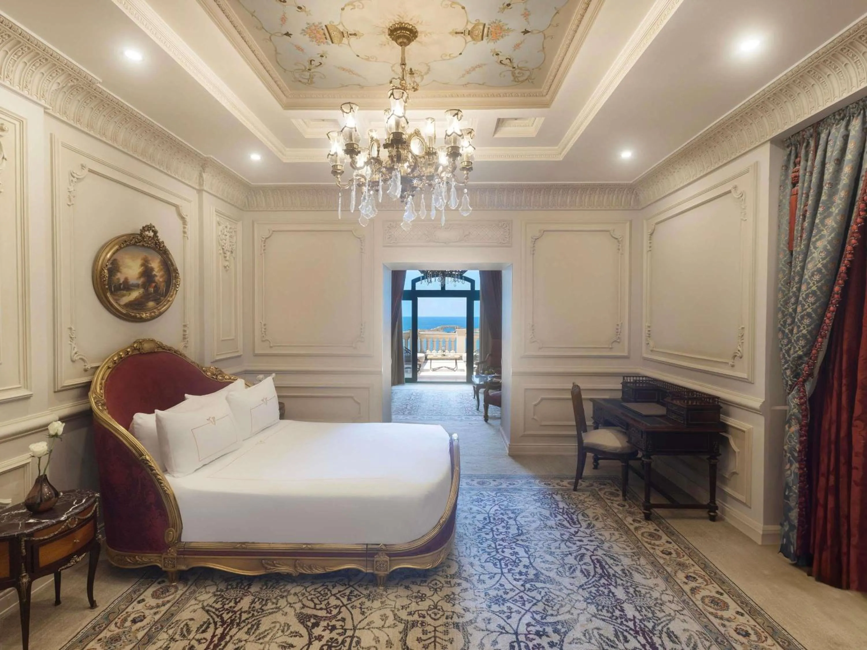 Bedroom, Bed in Rixos Montaza Alexandria