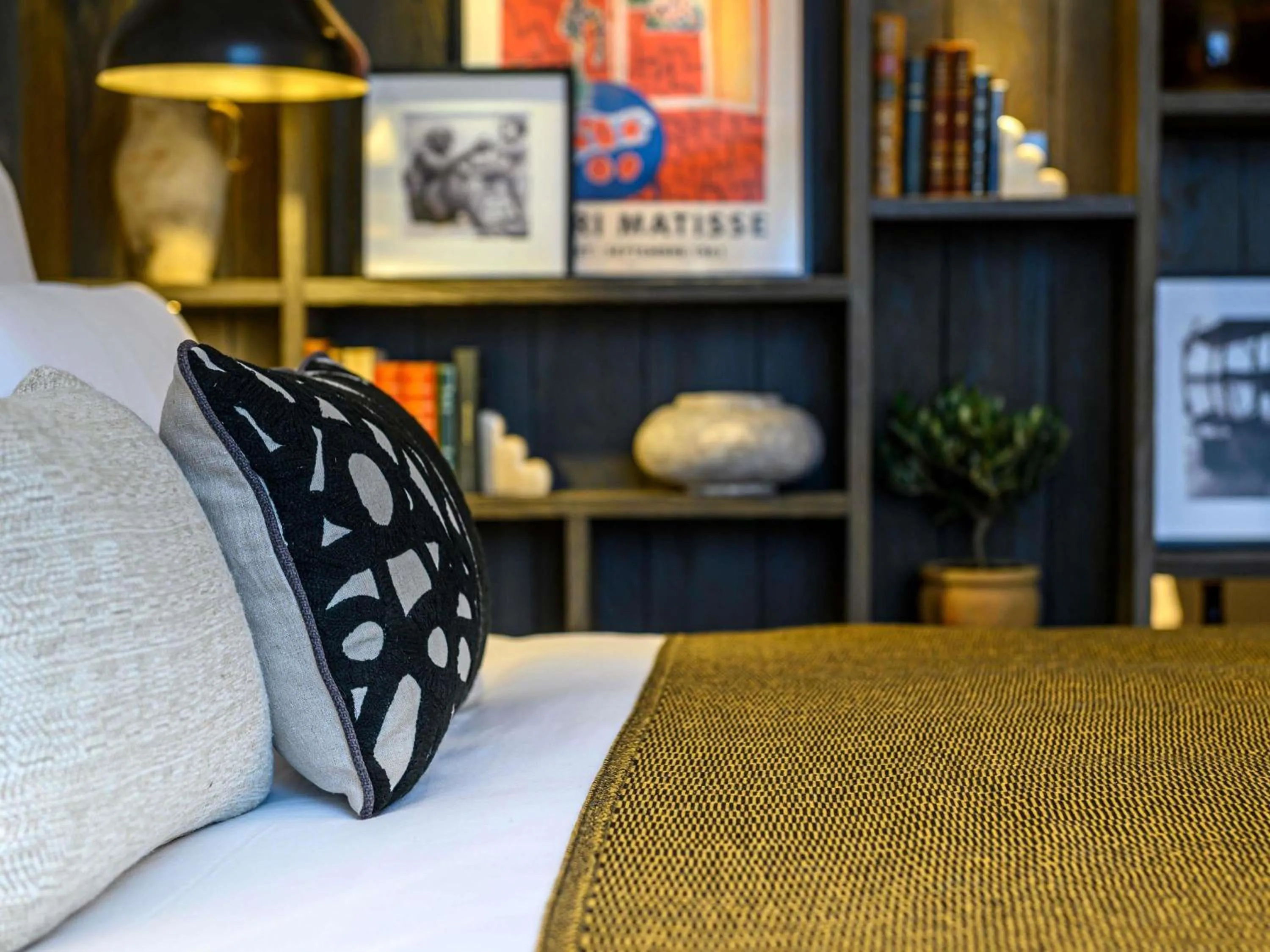 Photo of the whole room, Bed in L'Isle de Leos Hotel & Spa - MGallery Collection