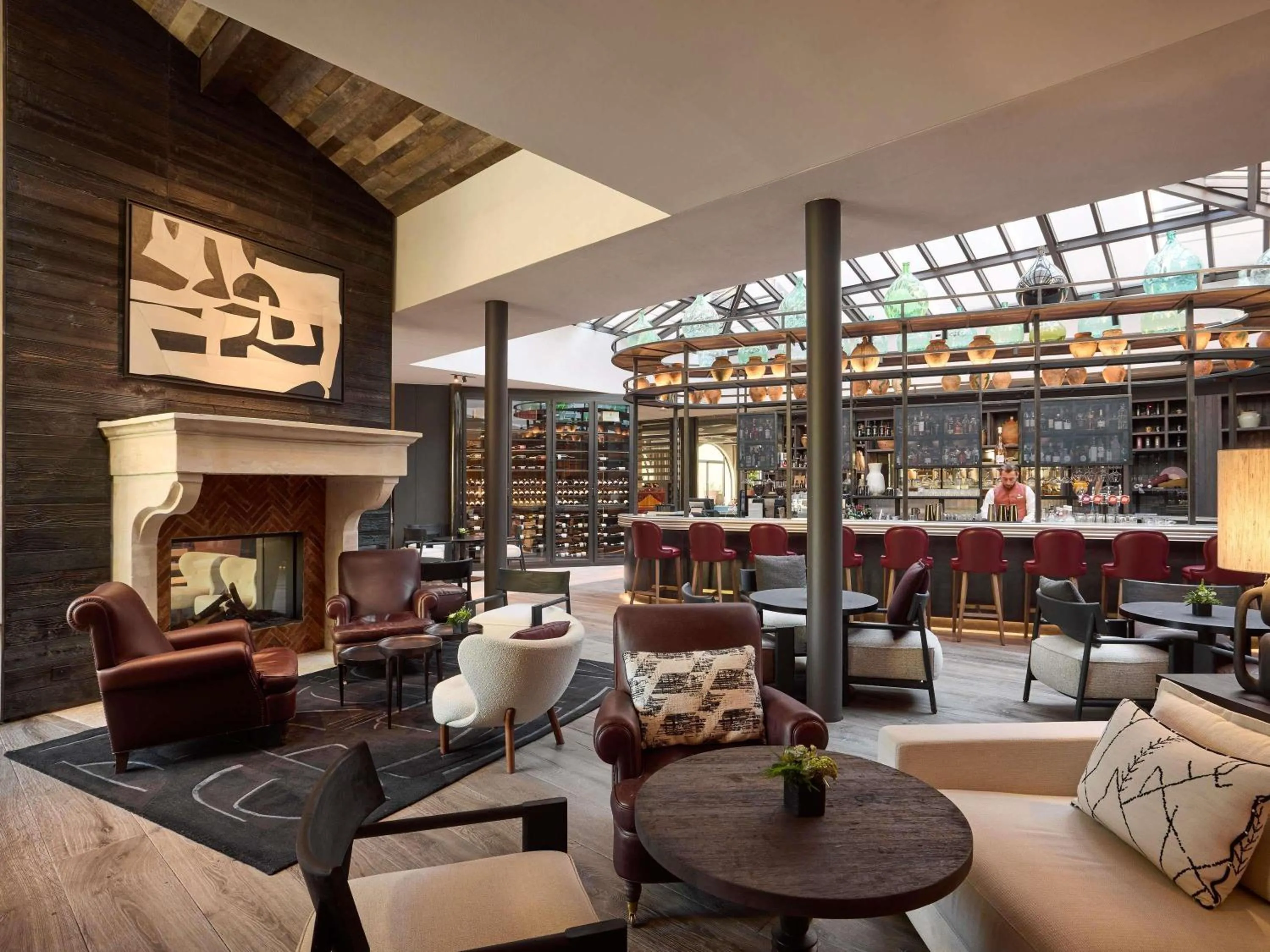 Lounge or bar in L'Isle de Leos Hotel & Spa - MGallery Collection