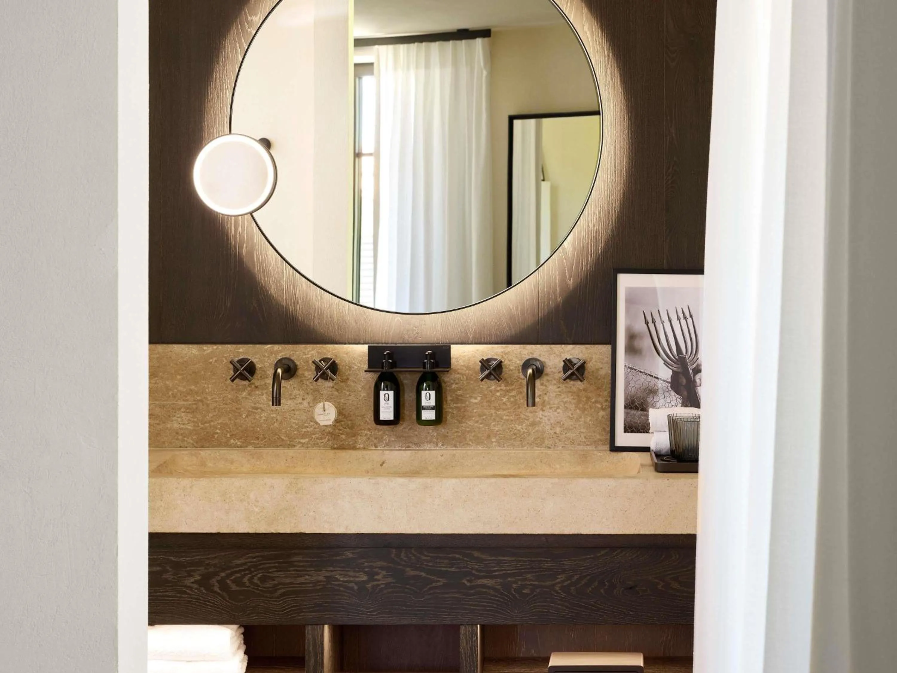 Bedroom in L'Isle de Leos Hotel & Spa - MGallery Collection