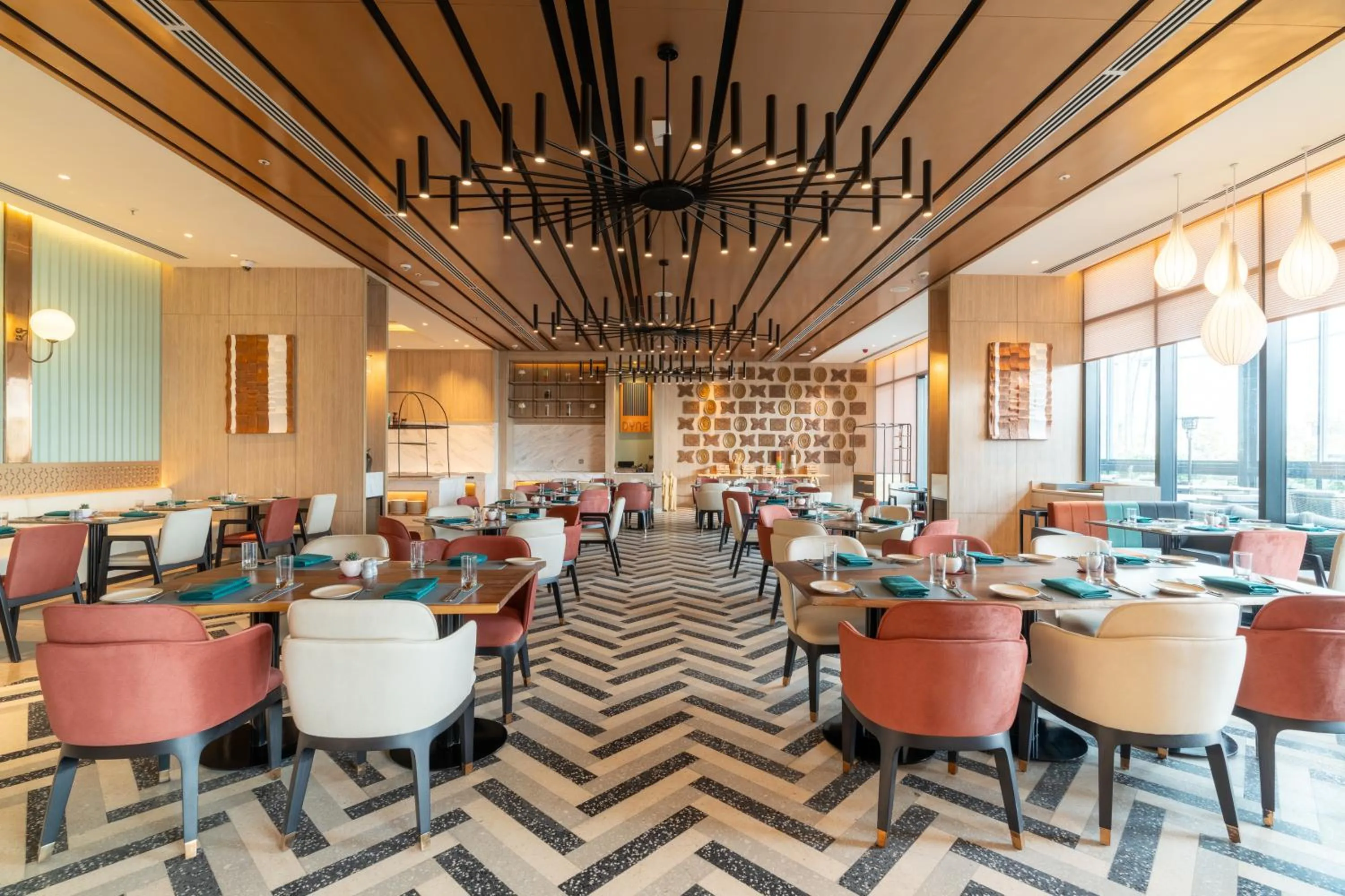 Restaurant/places to eat in Mercure Kathmandu Sukedhara Heights