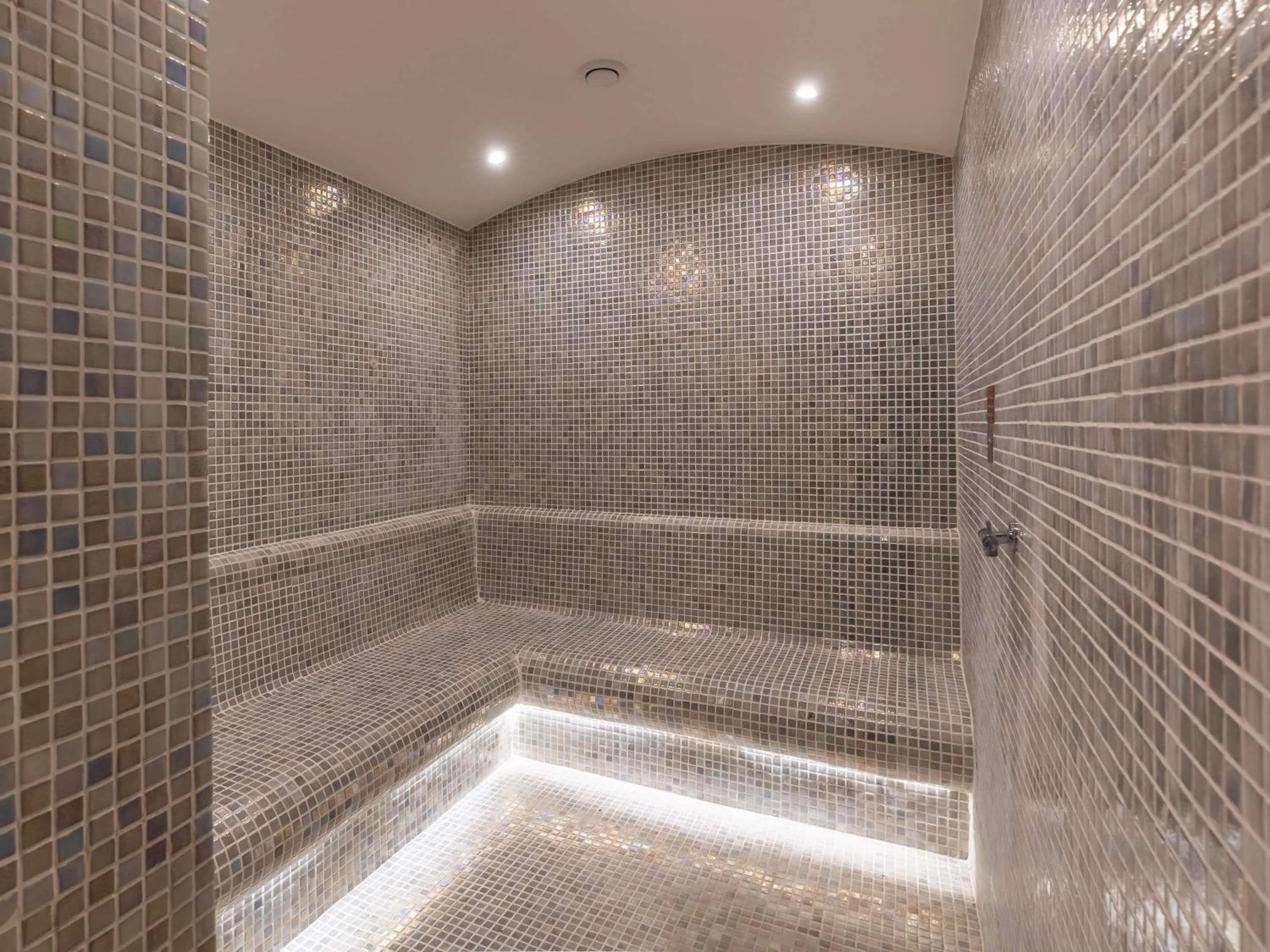 Spa and wellness centre/facilities in Novotel Istanbul Bomonti