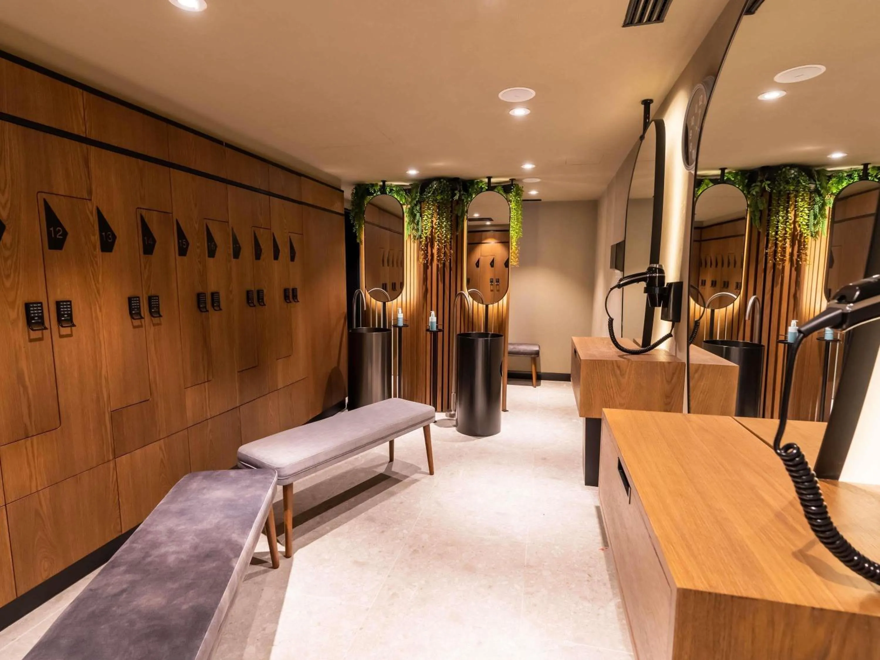 Fitness centre/facilities in Novotel Istanbul Bomonti