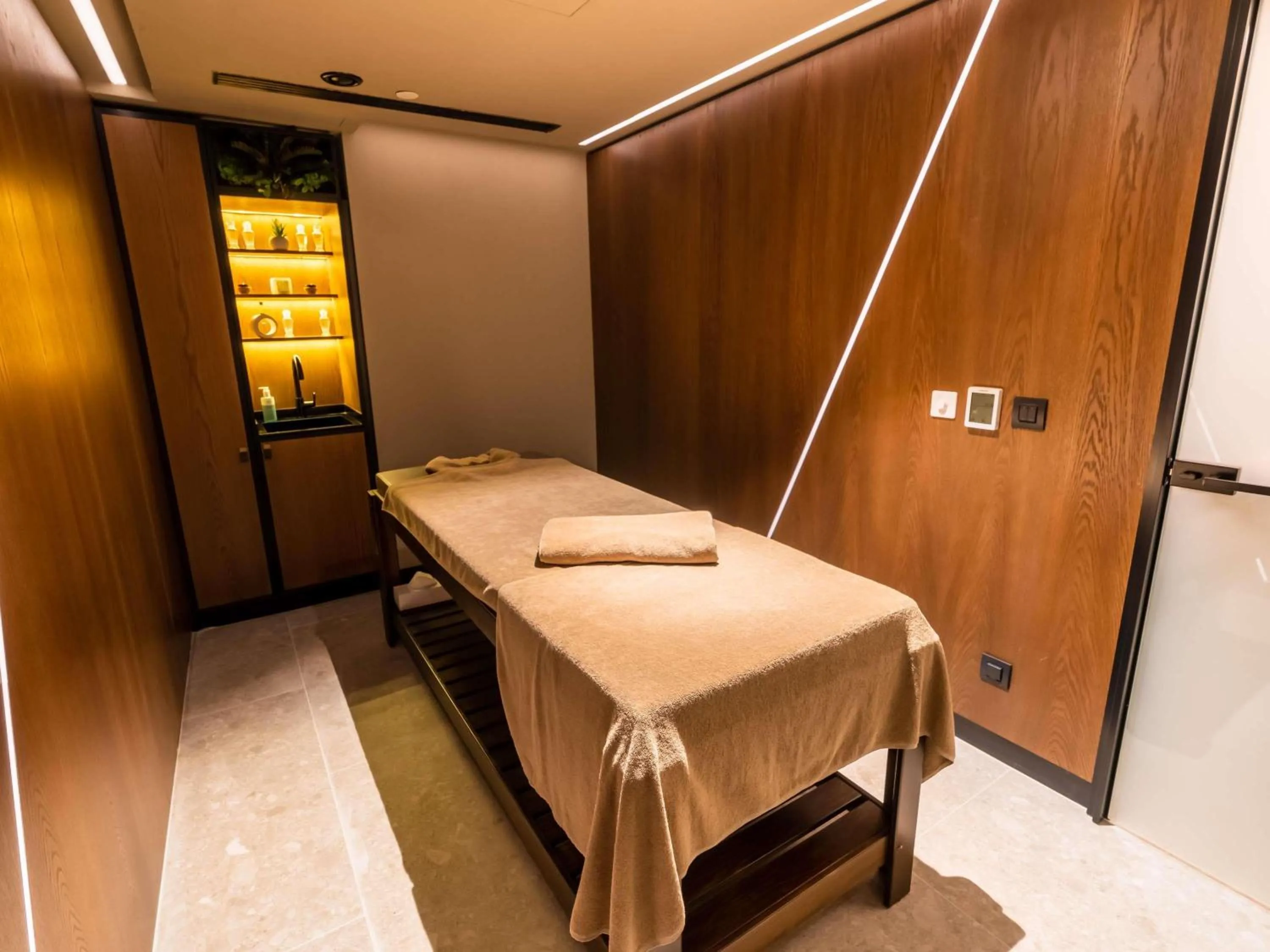 Spa and wellness centre/facilities in Novotel Istanbul Bomonti