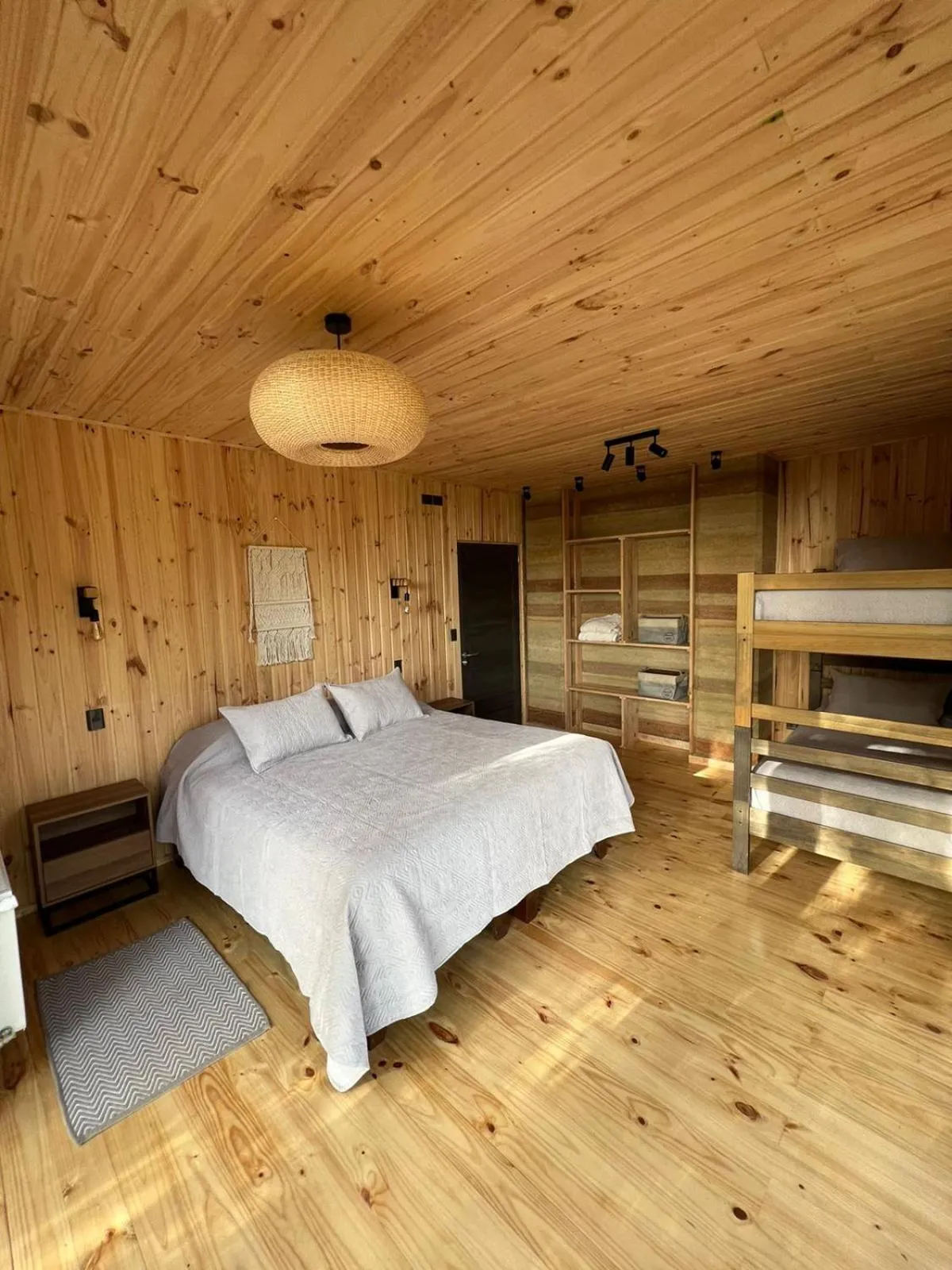 Bed in Tripanko Lodge & Bungalows