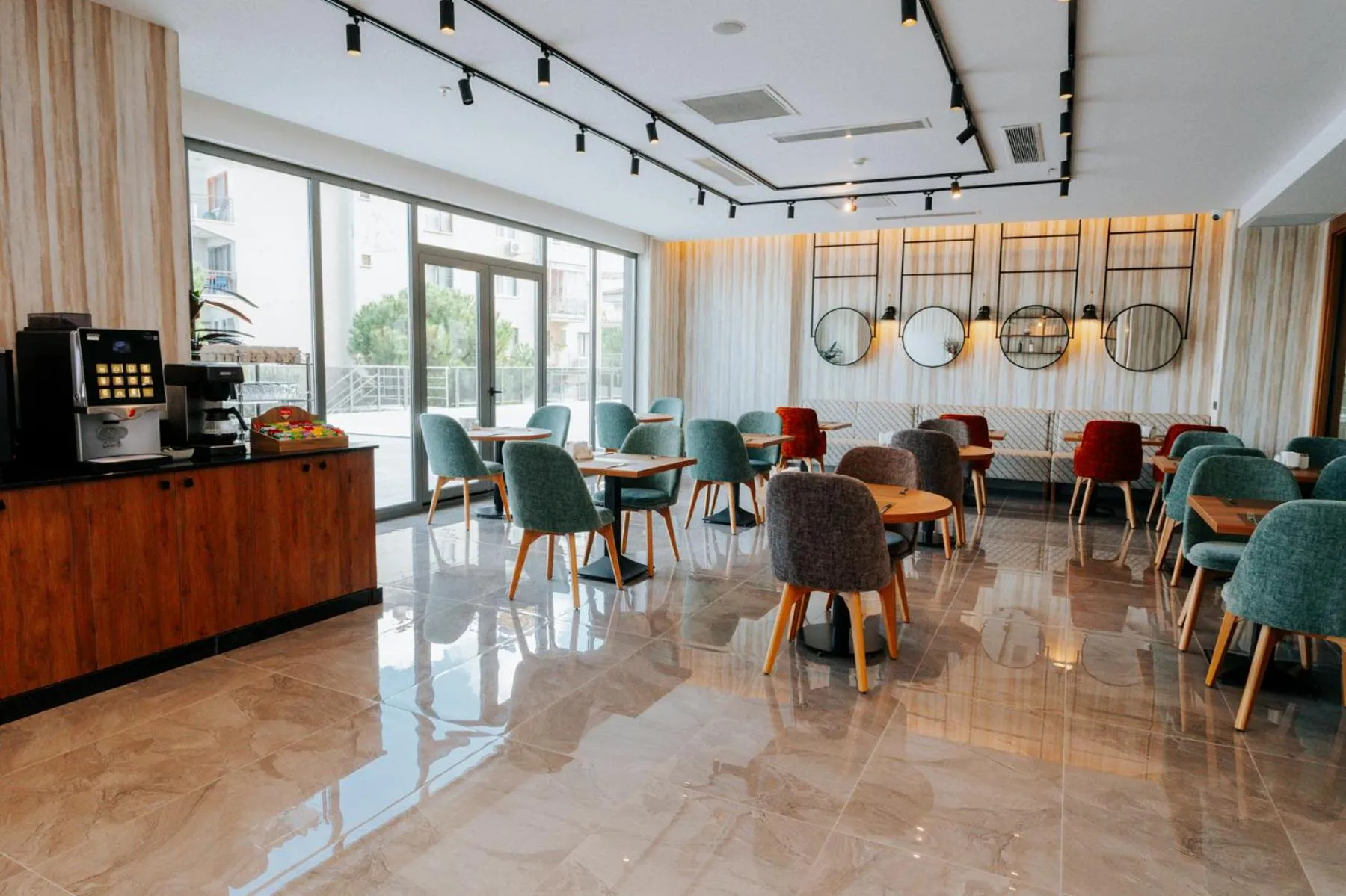 Breakfast in The Emporia Hotel