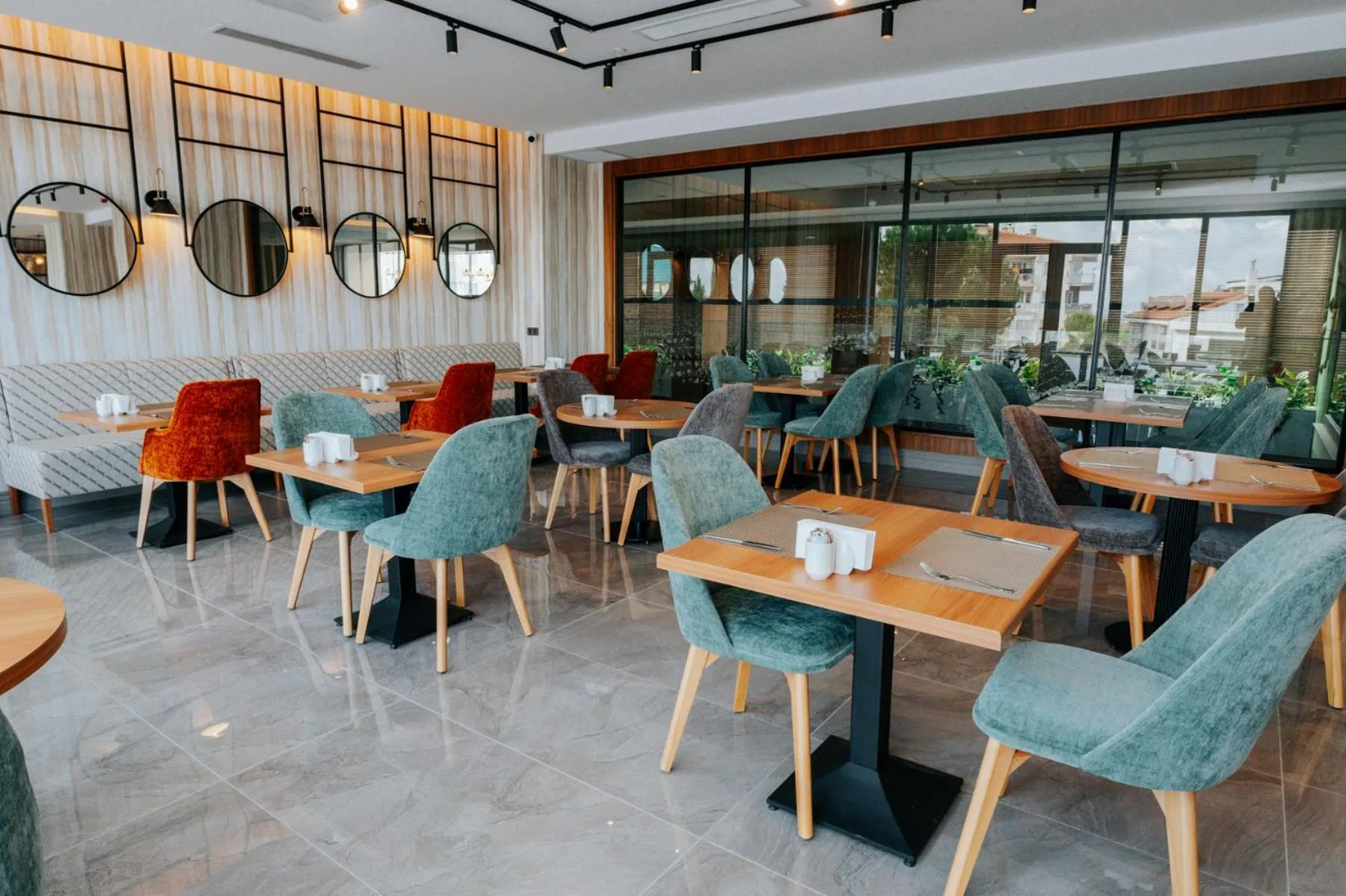 Breakfast in The Emporia Hotel