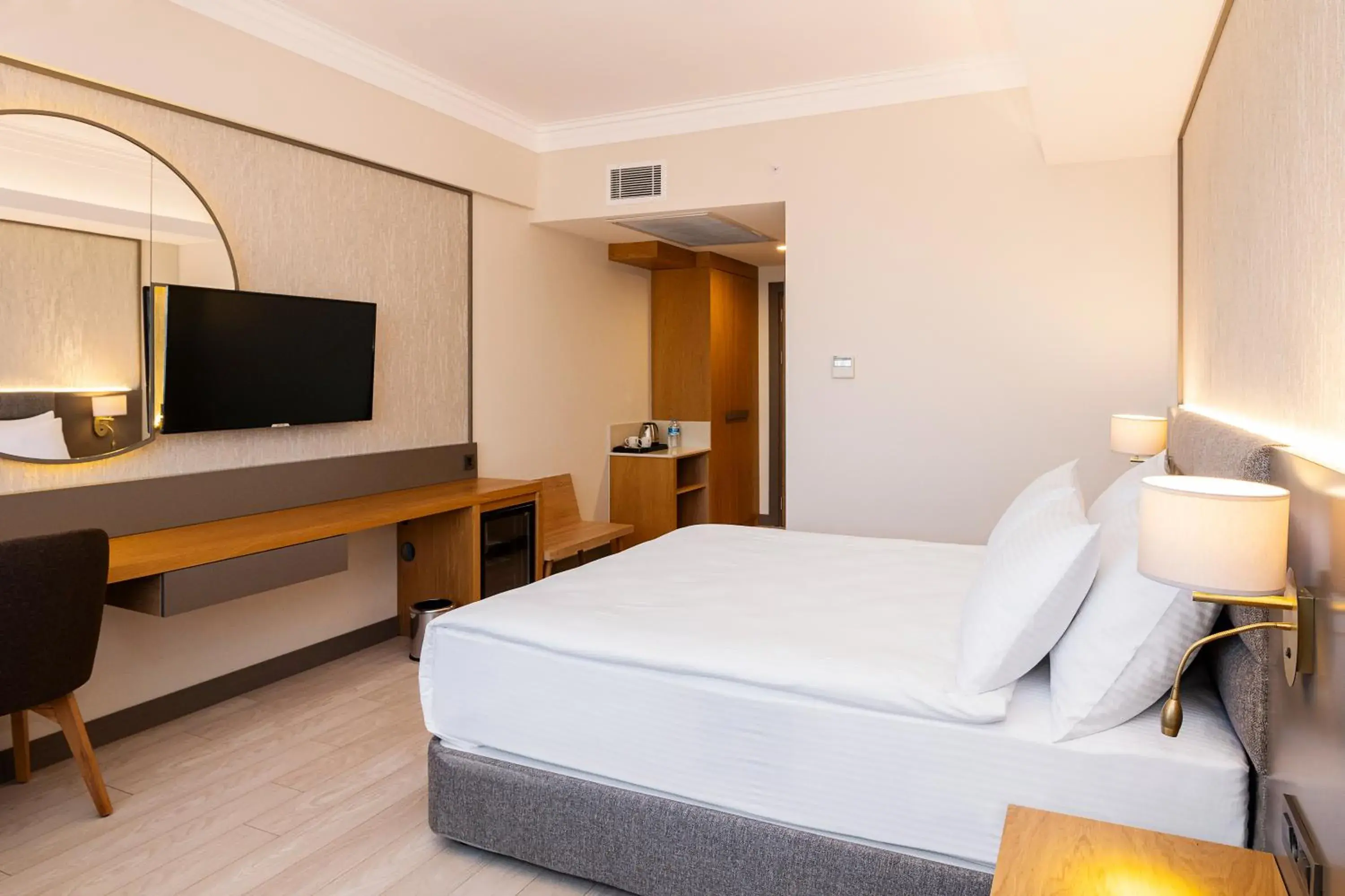 Double Room - single occupancy in The Emporia Hotel Double Room - single occupancy in The Emporia Hotel