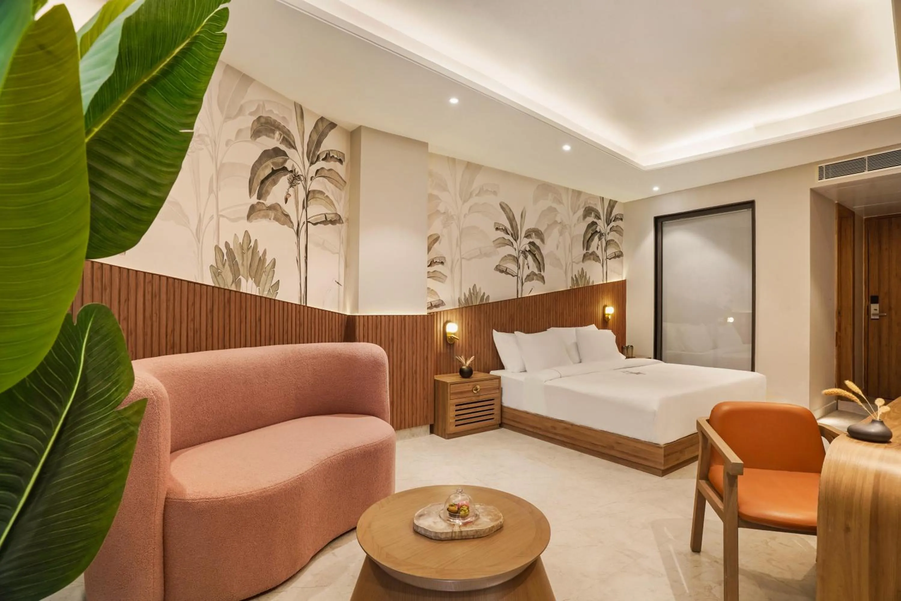 Bed in ZANA by the Ganges, Tapovan, Rishikesh