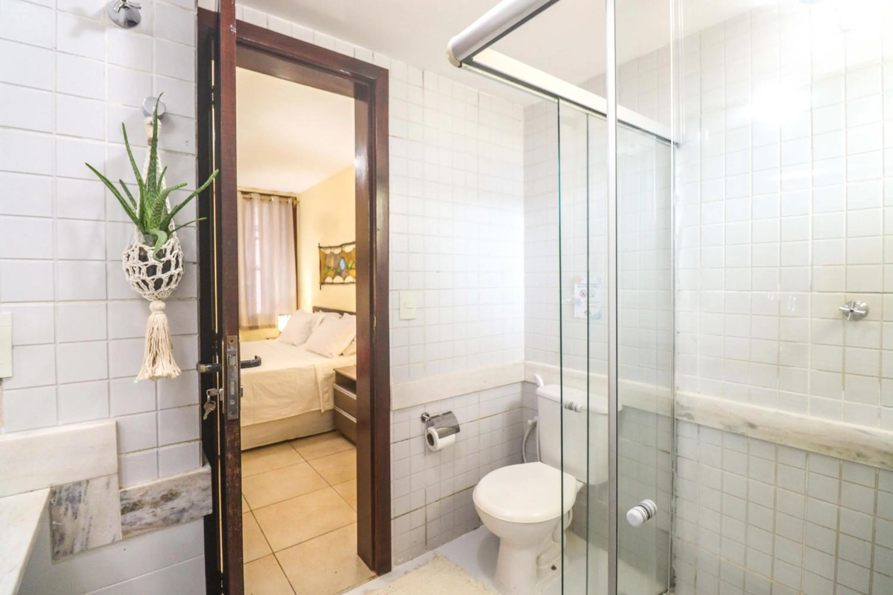 Bathroom in Solar Pipa by Pipa Centro