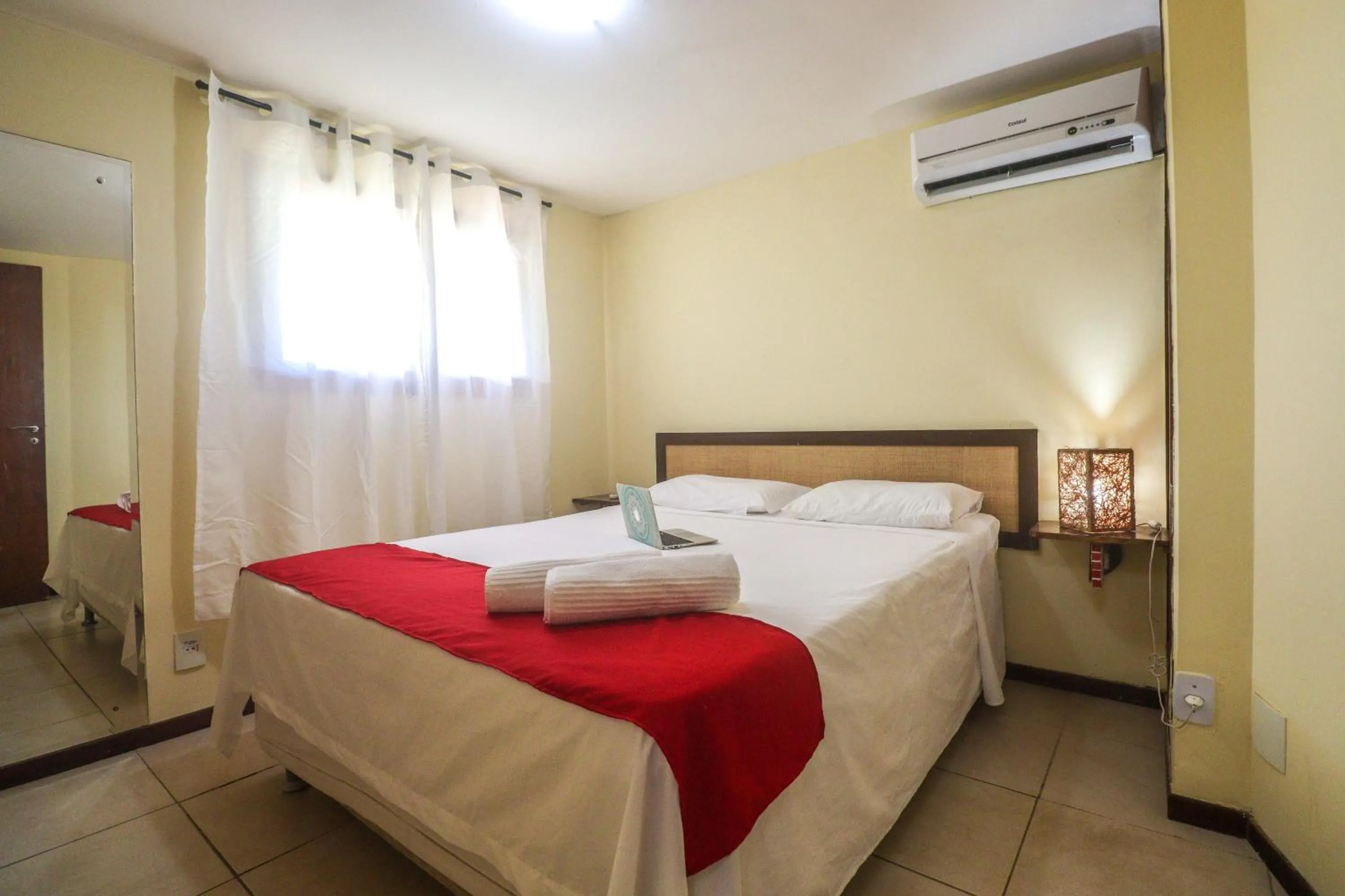 Bedroom, Bed in Solar Pipa by Pipa Centro