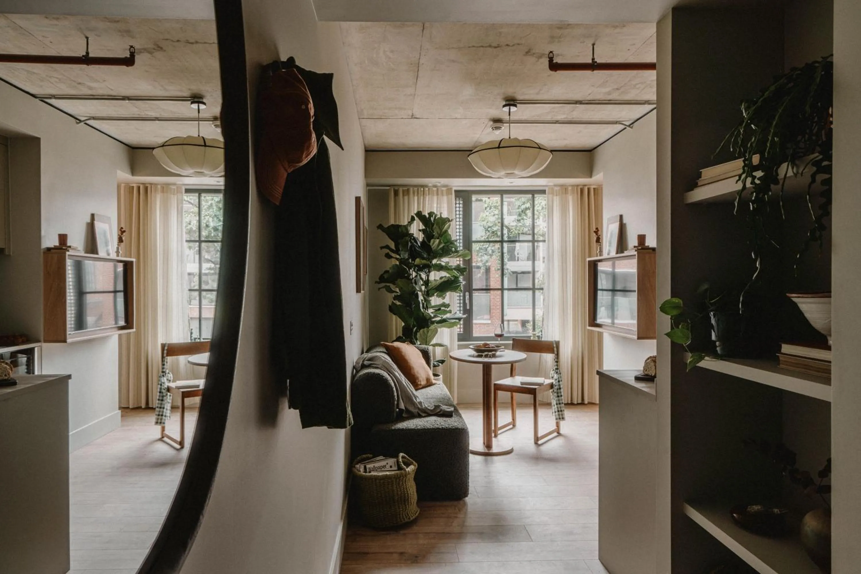 TV and multimedia in Mason & Fifth, Westbourne Park