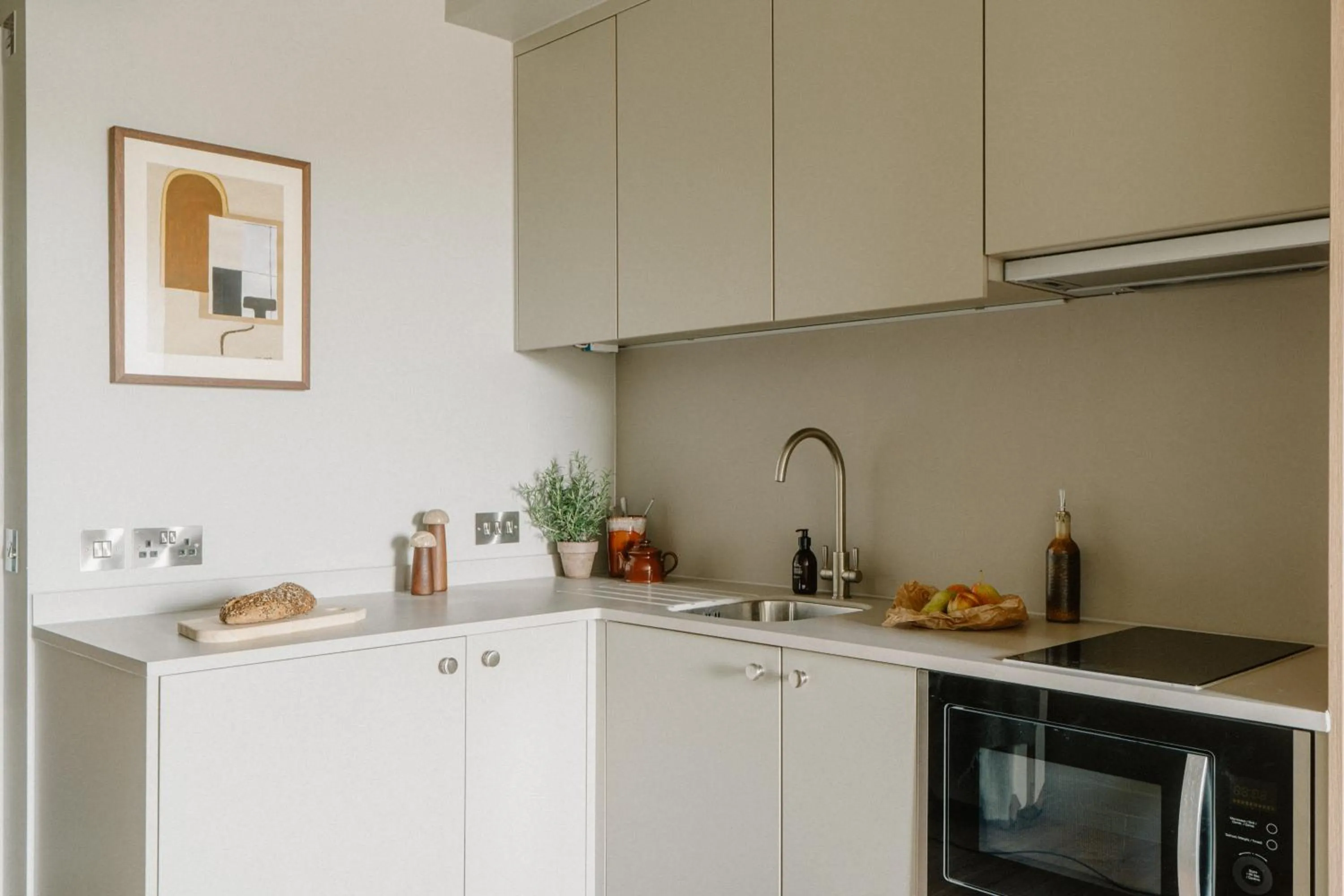 Kitchen or kitchenette in Mason & Fifth, Westbourne Park