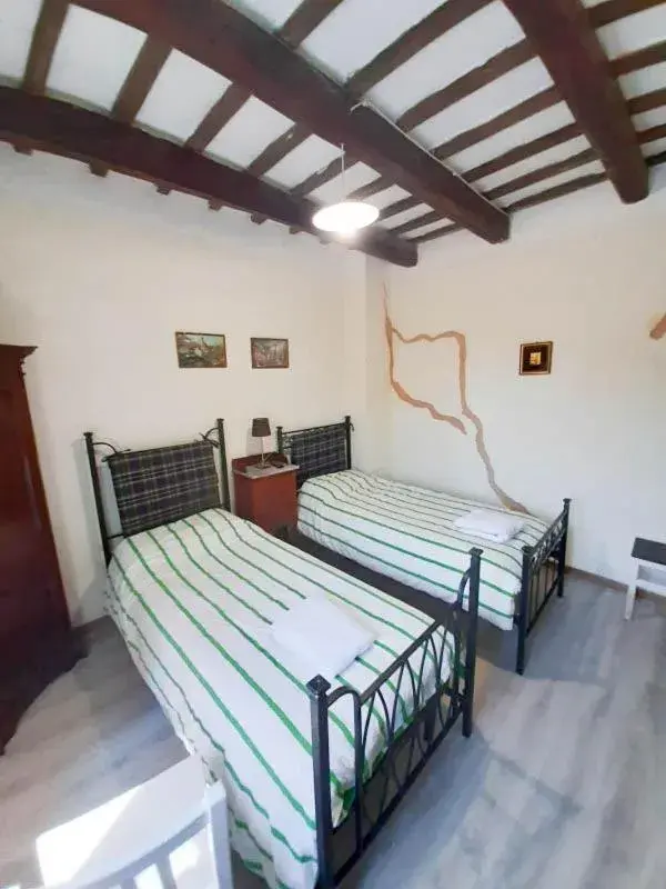 Twin Room in Casale Valentini Twin Room in Casale Valentini